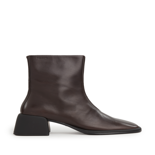 Vagabond Leather Ankle Boots In Burgundy
