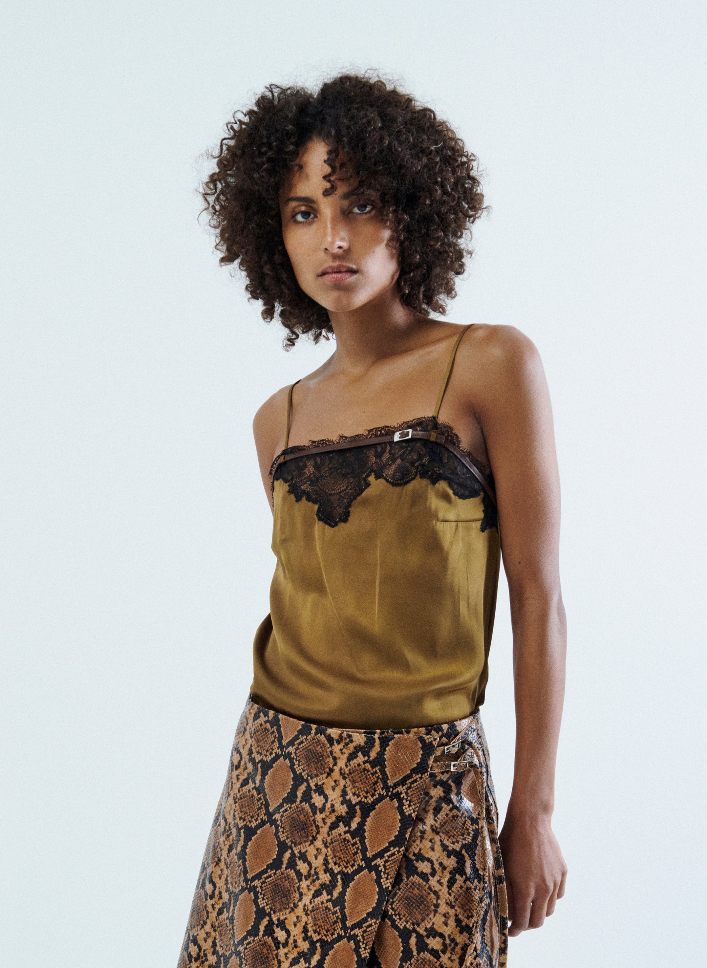 Jupe portefeuille mi-longue en cuir style tablier VAILLANT Marron