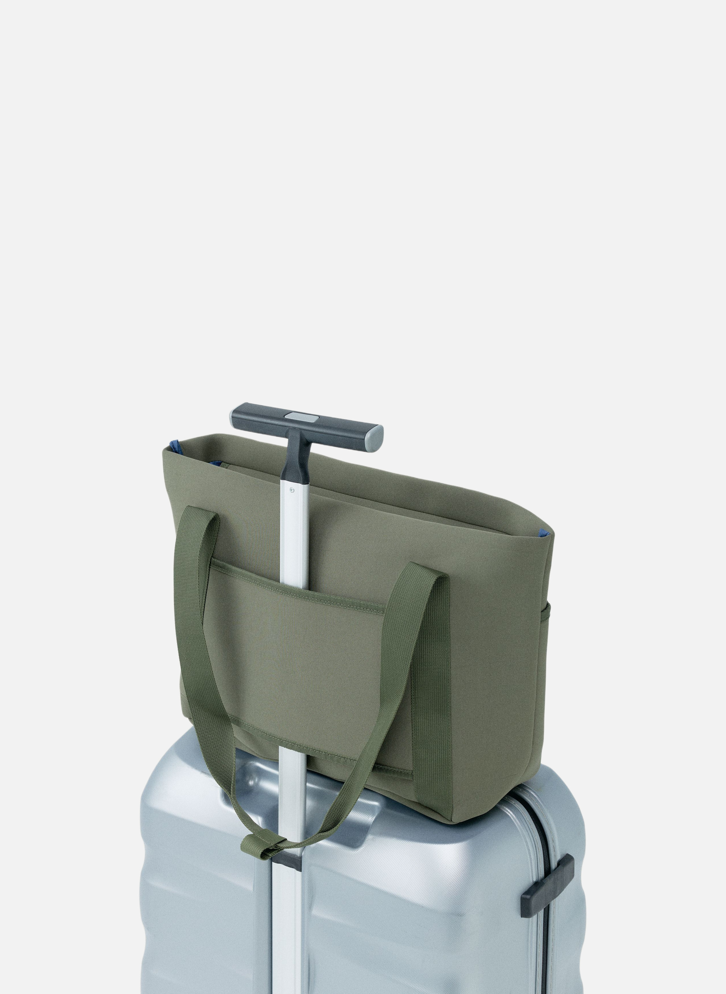 Sac de sport nest BORN LIVING YOGA Bleu