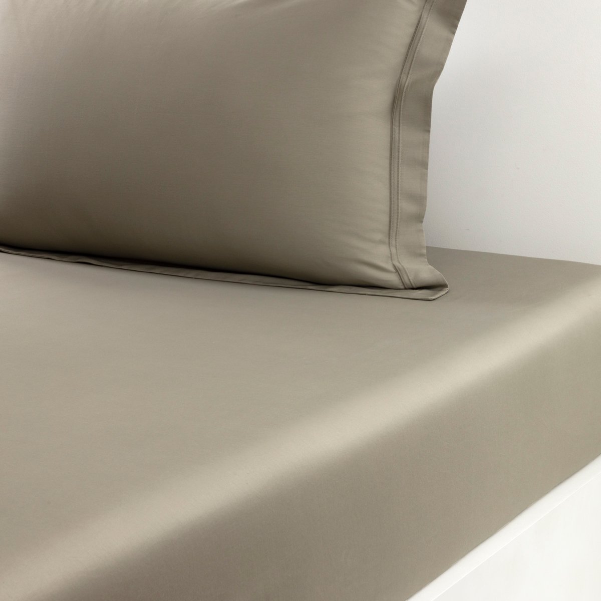 Drap housse en satin, triomphe  Kaki