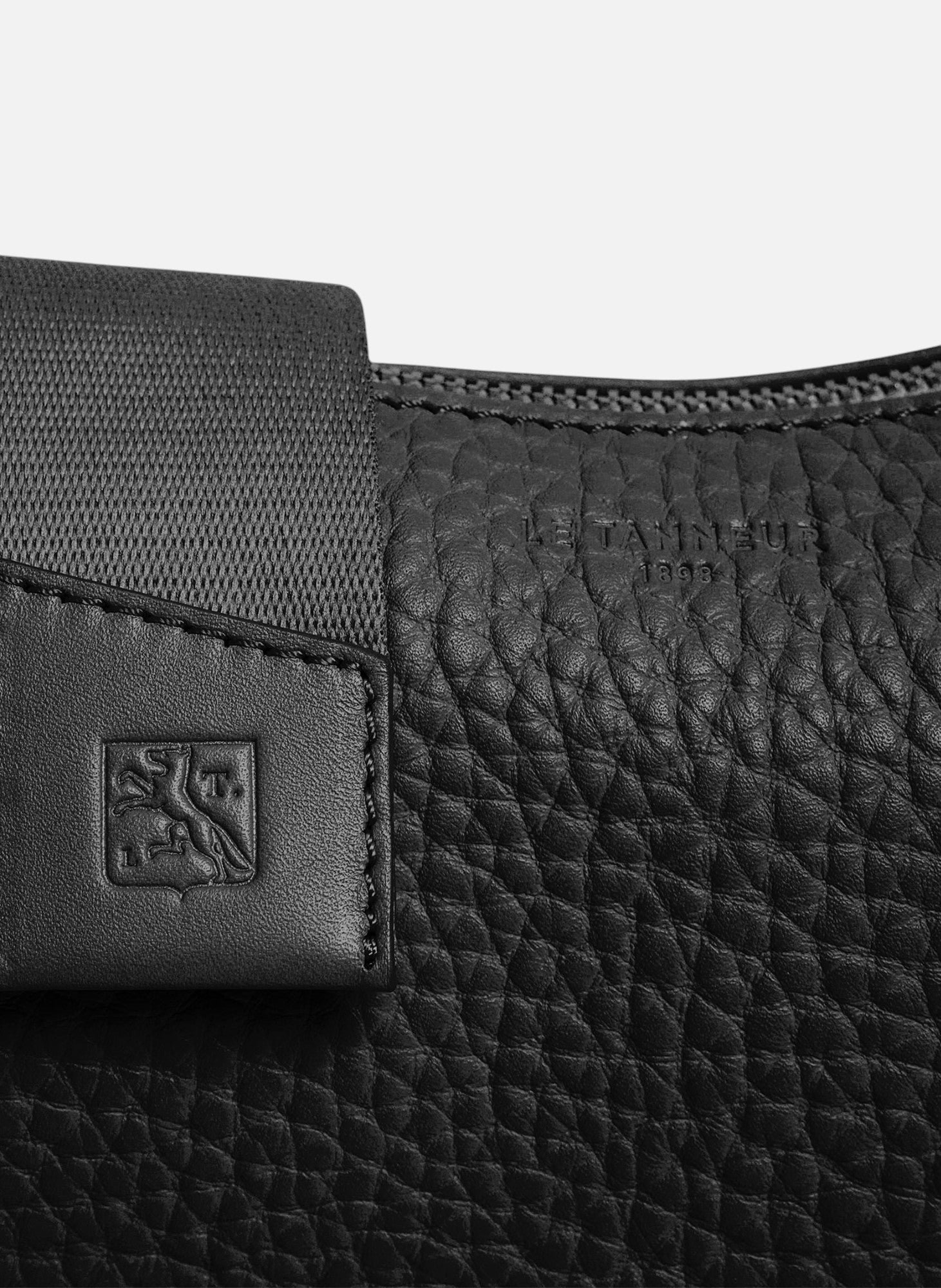 Sac banane noah en cuir grain buffle et cuir lisse Noir