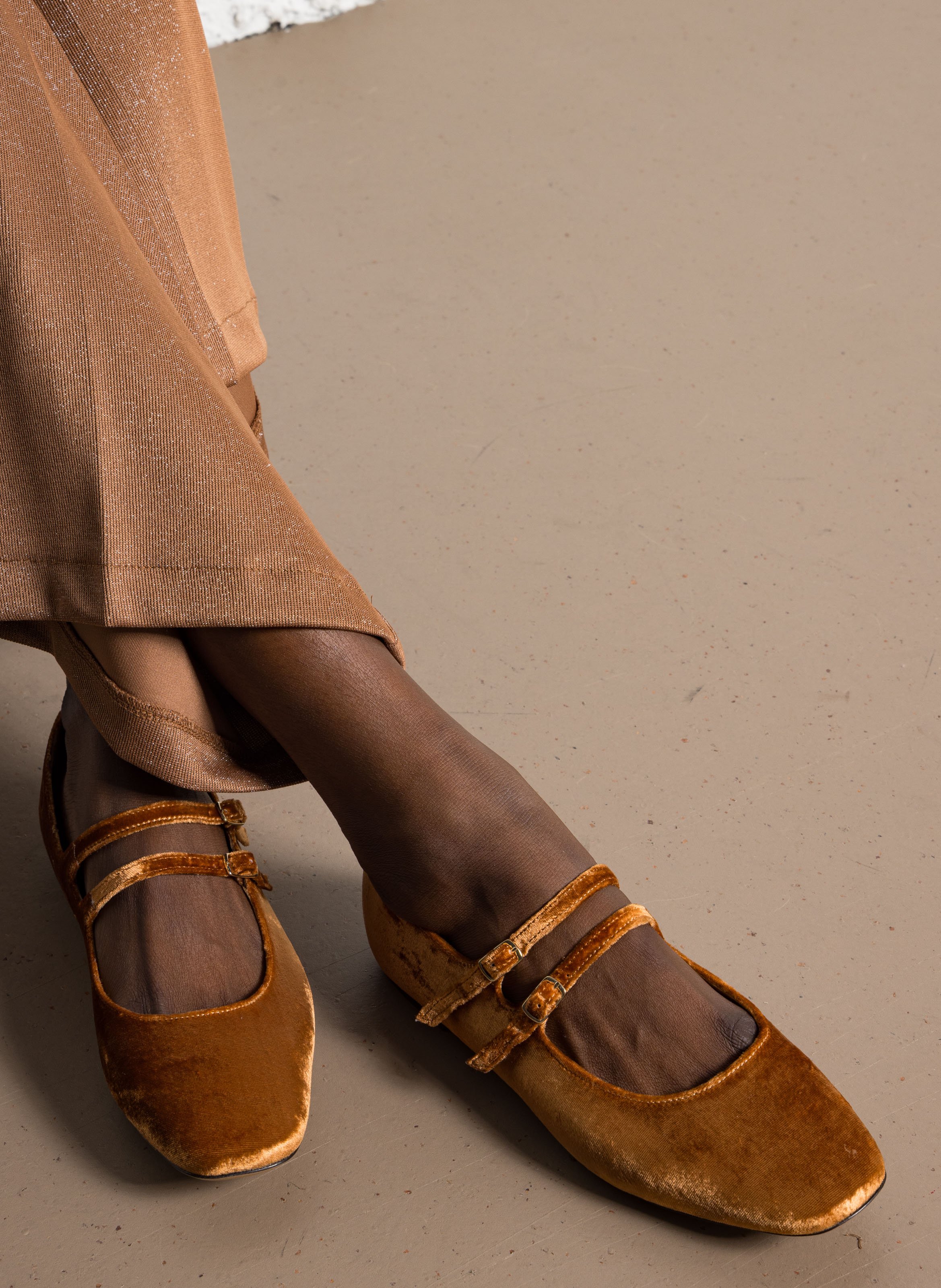 Ballerines en soie n°128 RIVECOUR Marron