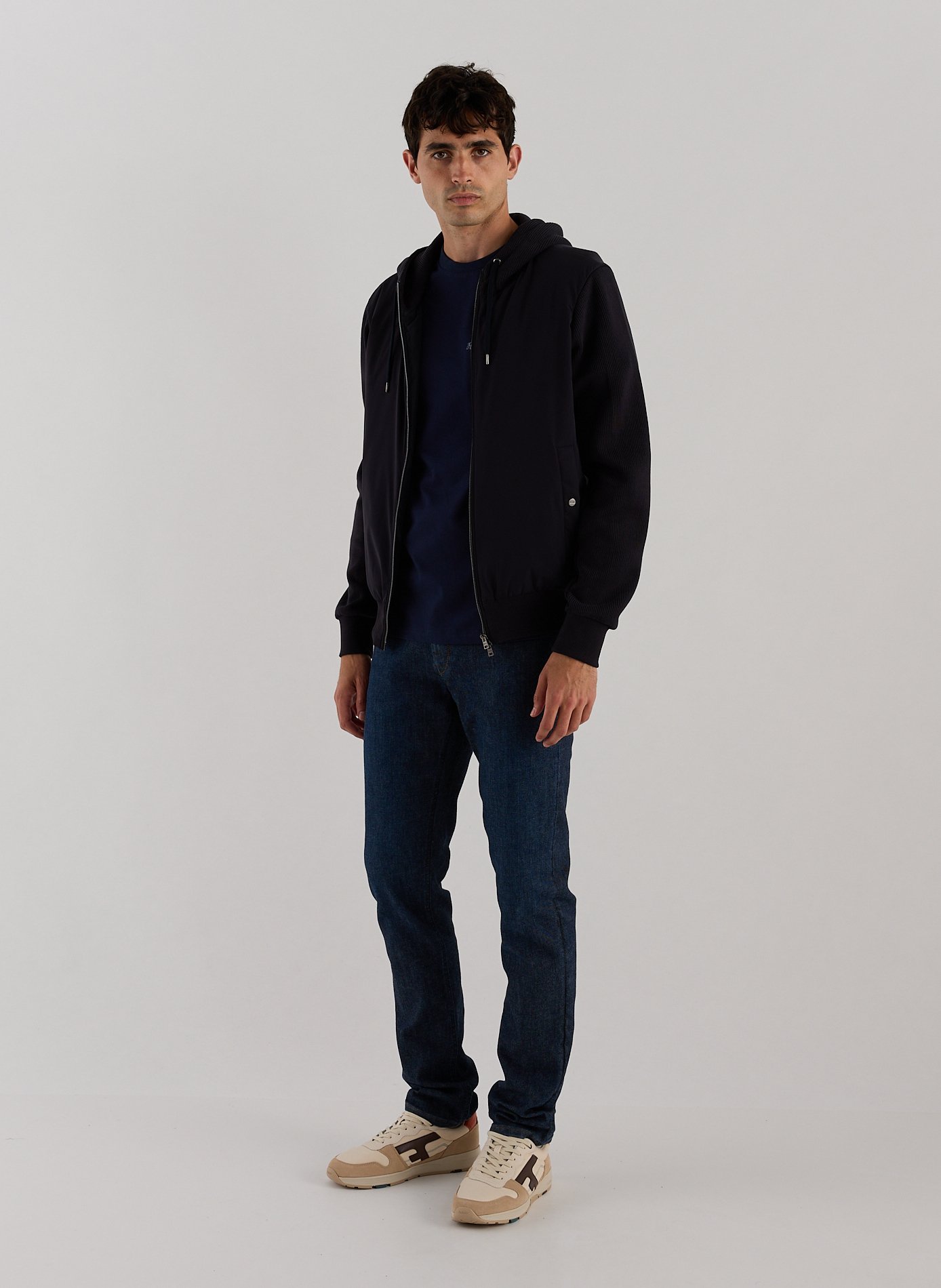 Veste légère à capuche Bleu