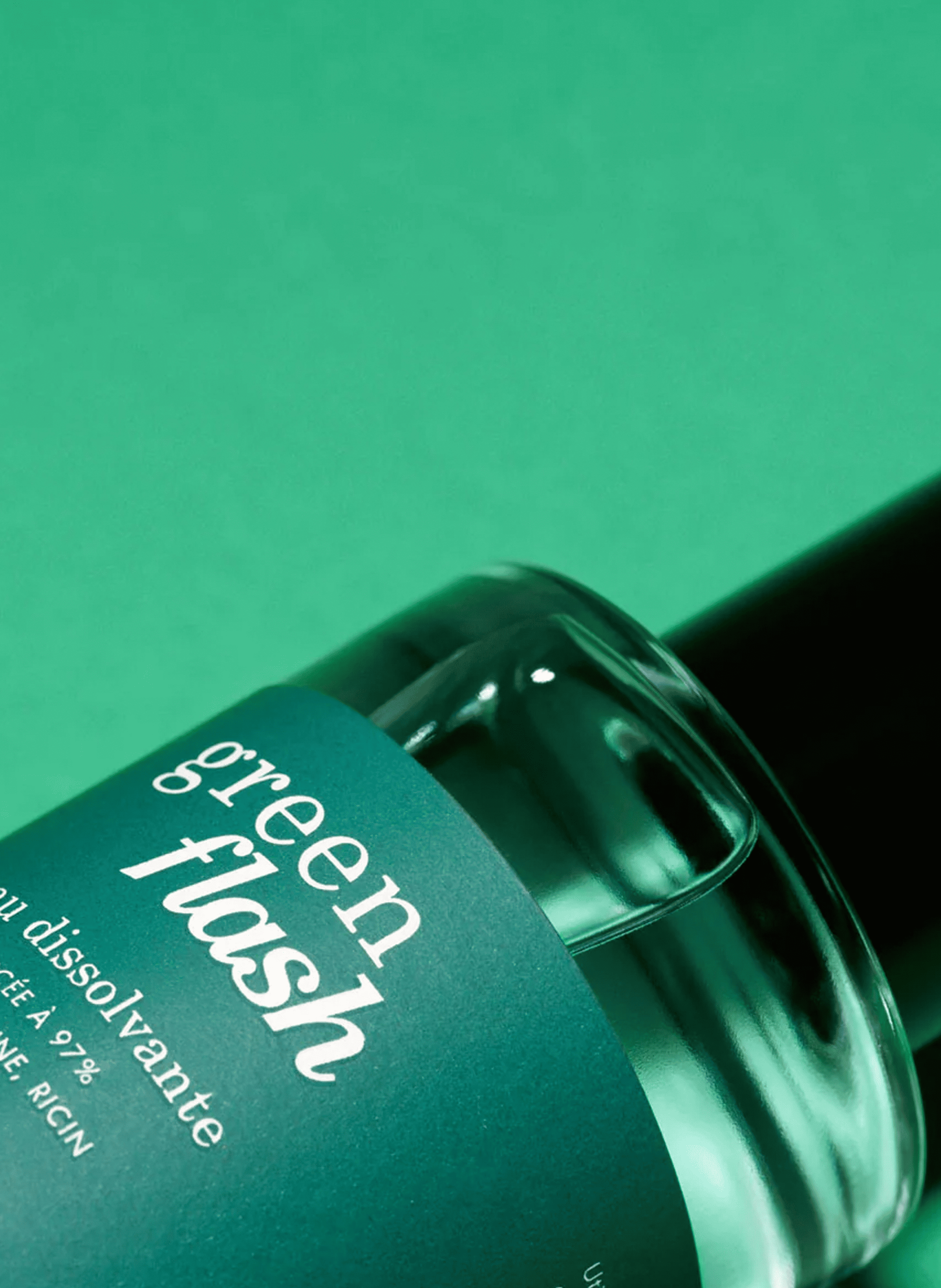 Green Flash Nail Polish Remover MANUCURIST No color