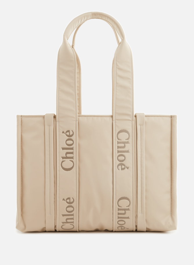 حقيبة يد تحمل شعار CHLOÉ