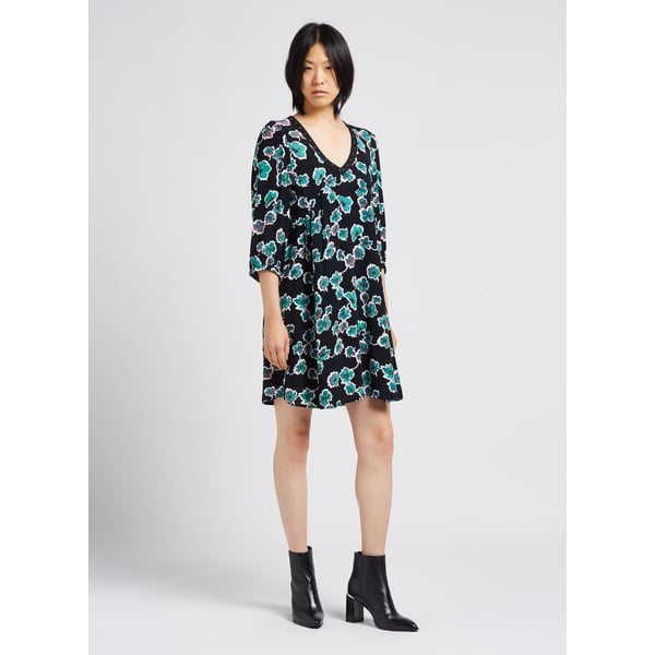 Robe courte col v imprimée