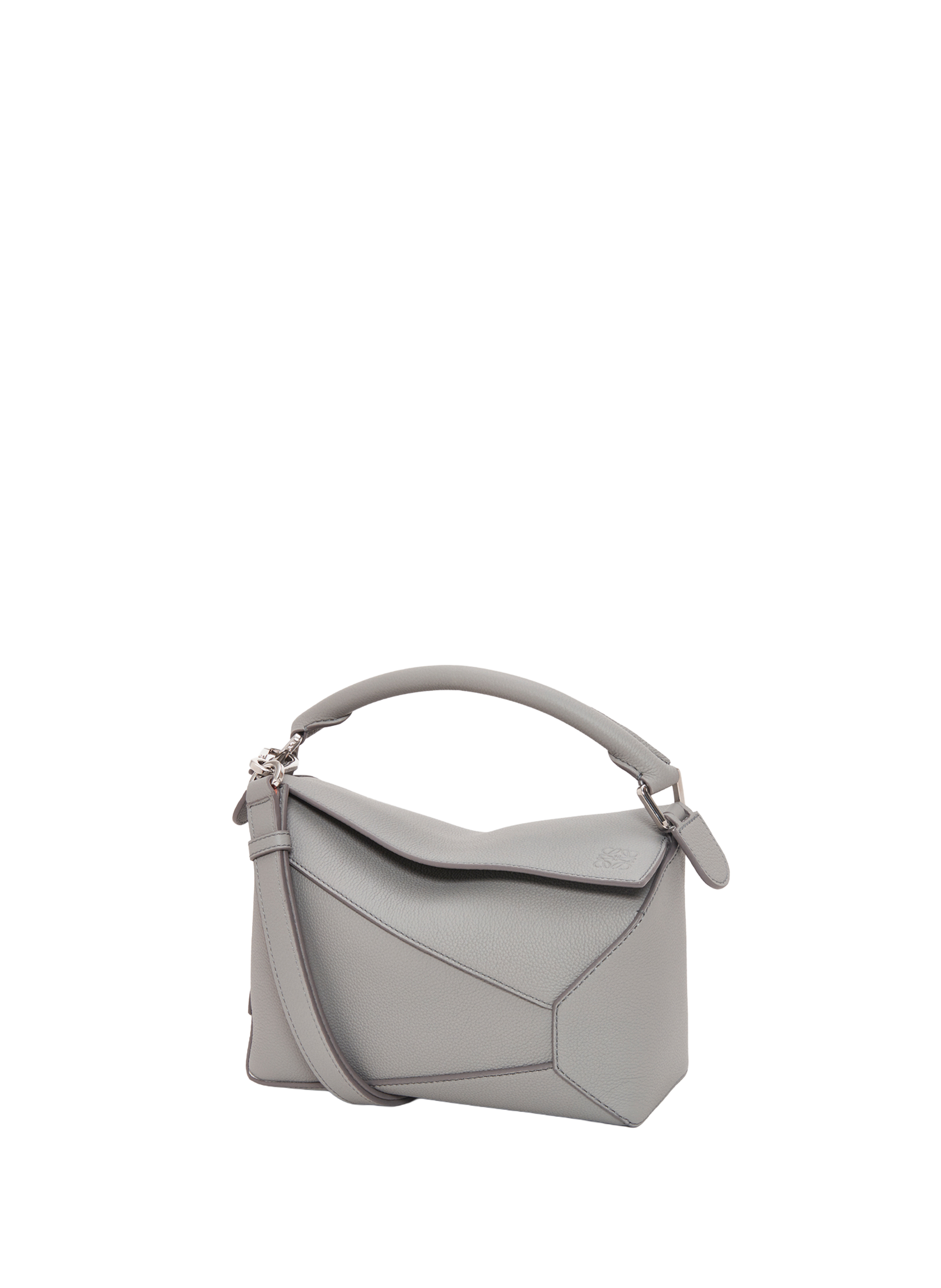 LOEWE Sac Puzzle Petit modèle en cuir de veau grainé souple Gris