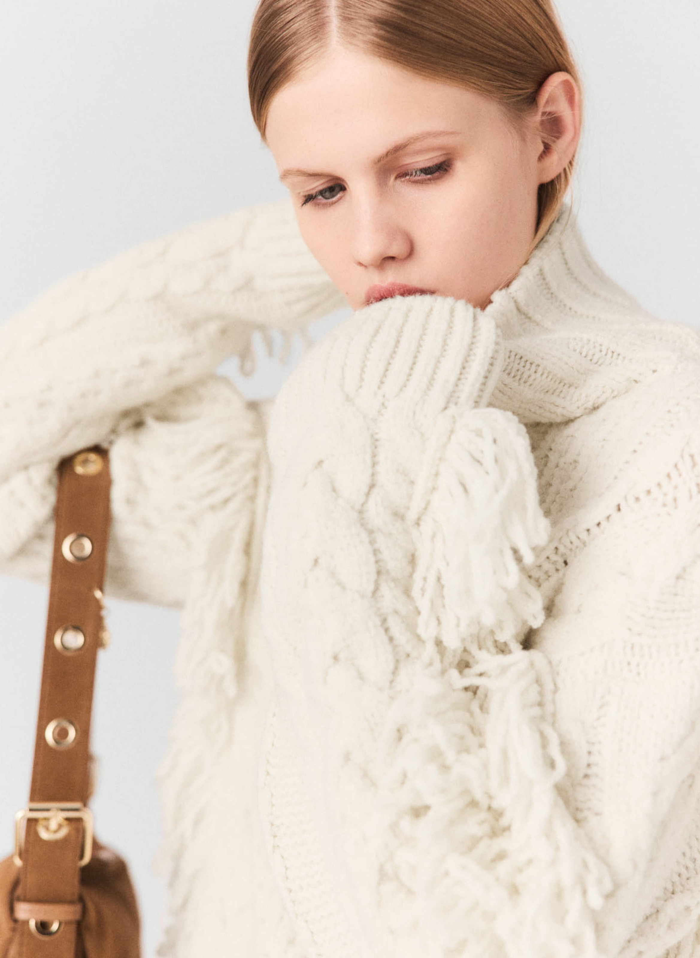 Pull col roulé en laine mélangée MAJE Beige