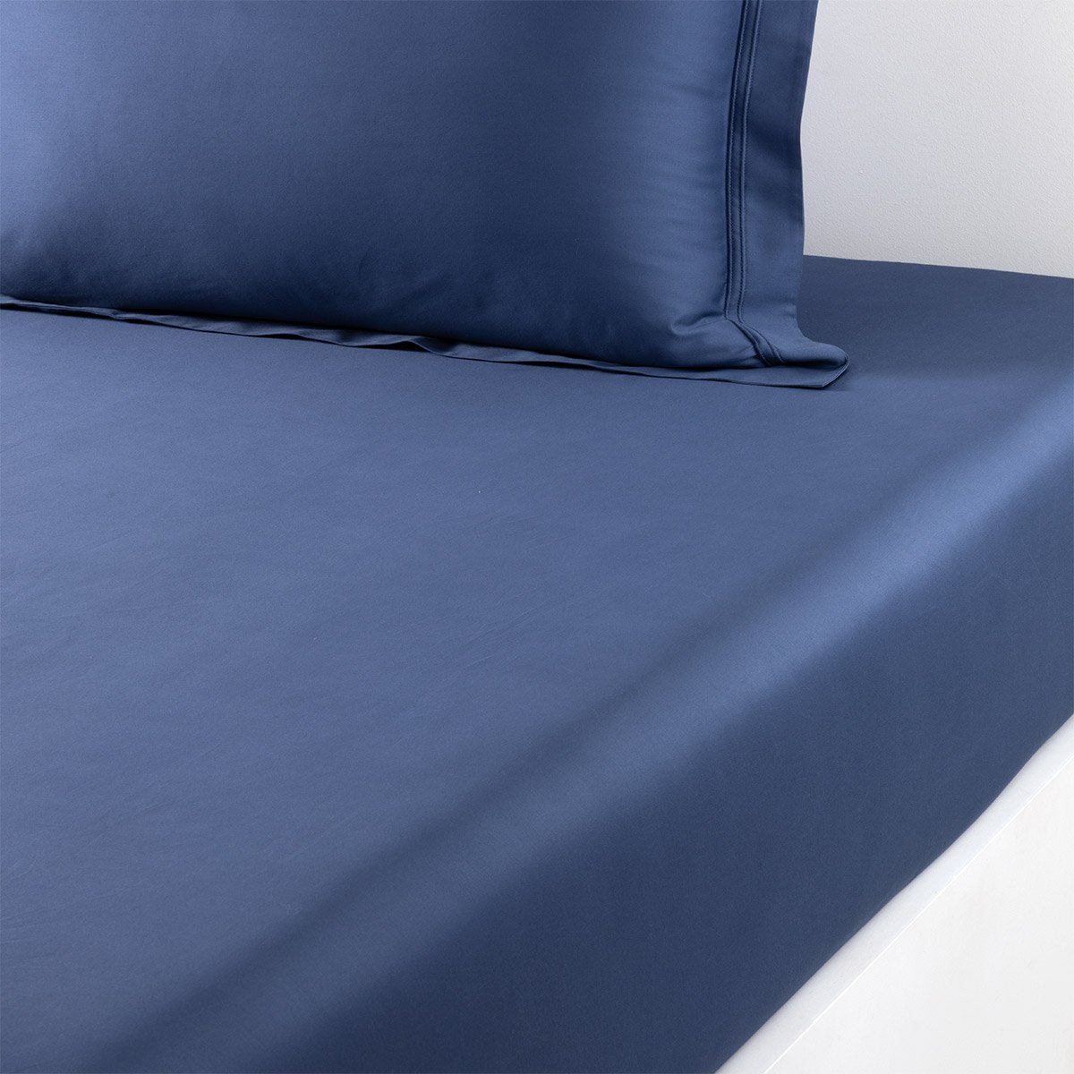 Drap housse en satin, triomphe  Outremer
