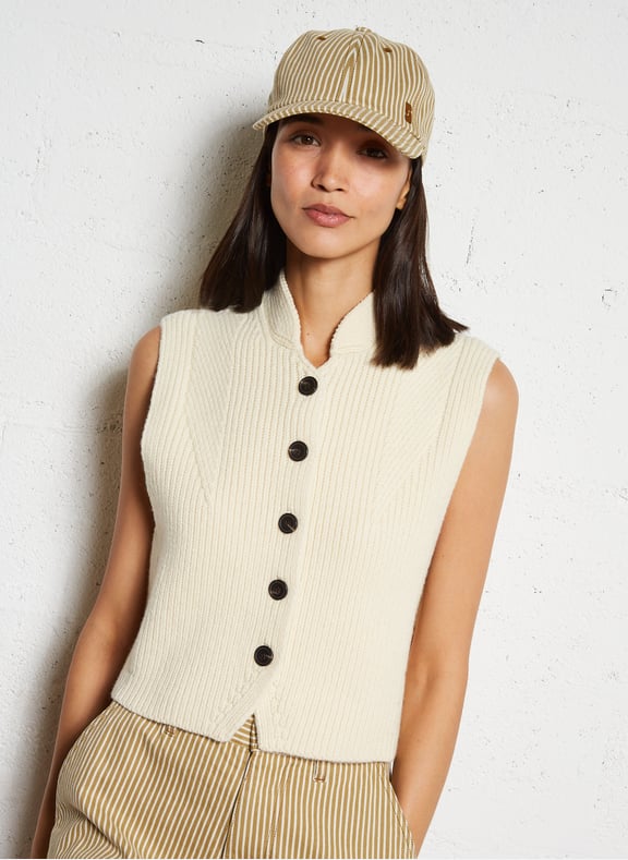 Cardigan sans manches côtelé en laine byron Beige by SOEUR SOEUR Cardigan sans manches côtelé en laine byron Beige