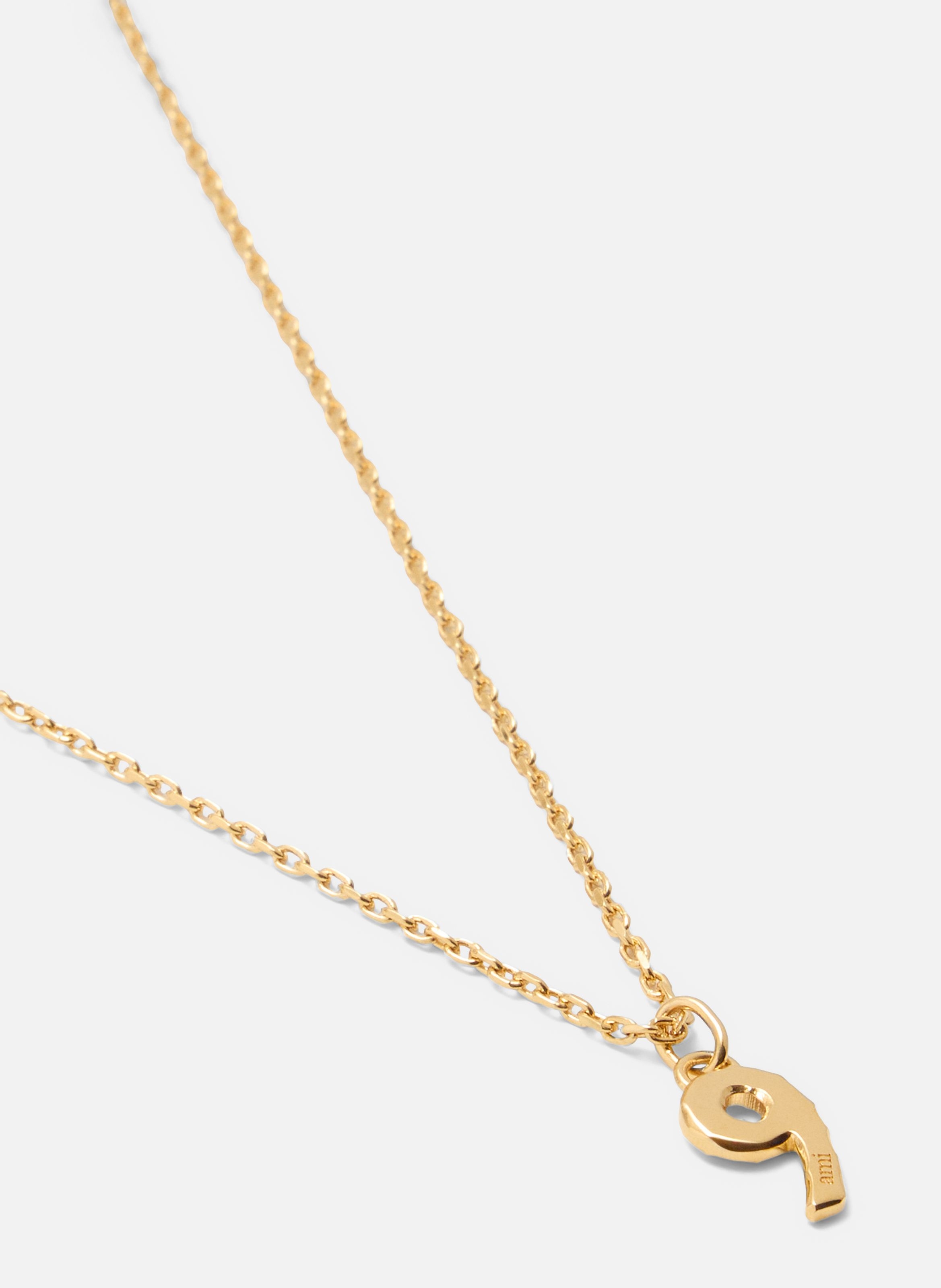 Collier martelé doré pendentif "9" unisexe en laiton AMI PARIS Jaune