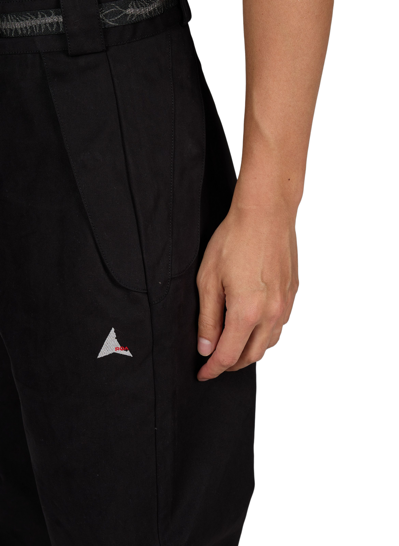 Gerade geschnittene Hose aus Baumwolle mit gesticktem Logo ROA Schwarz