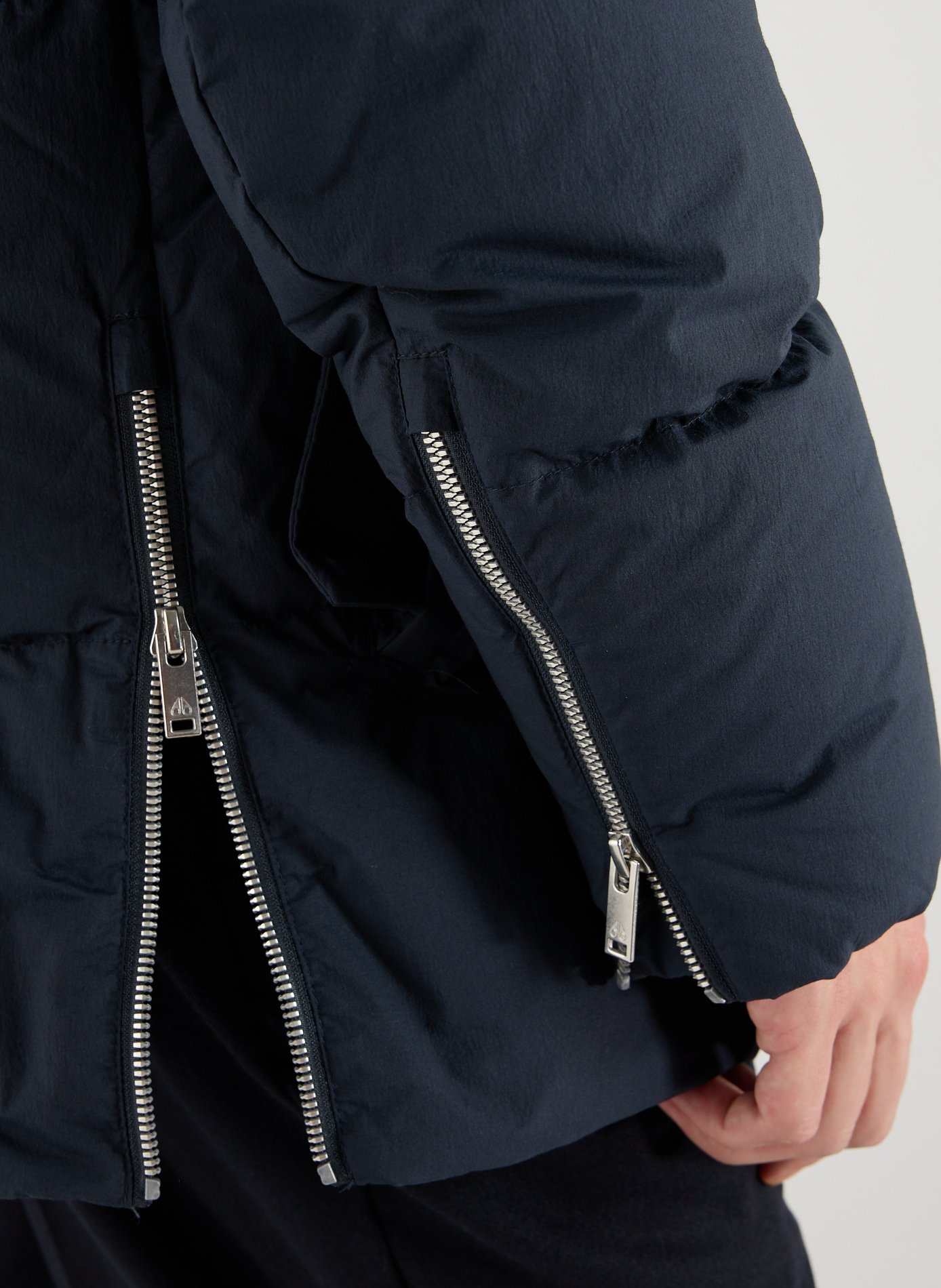 Quilted hooded puffer jacket MOOSE KNUCKLES Blue