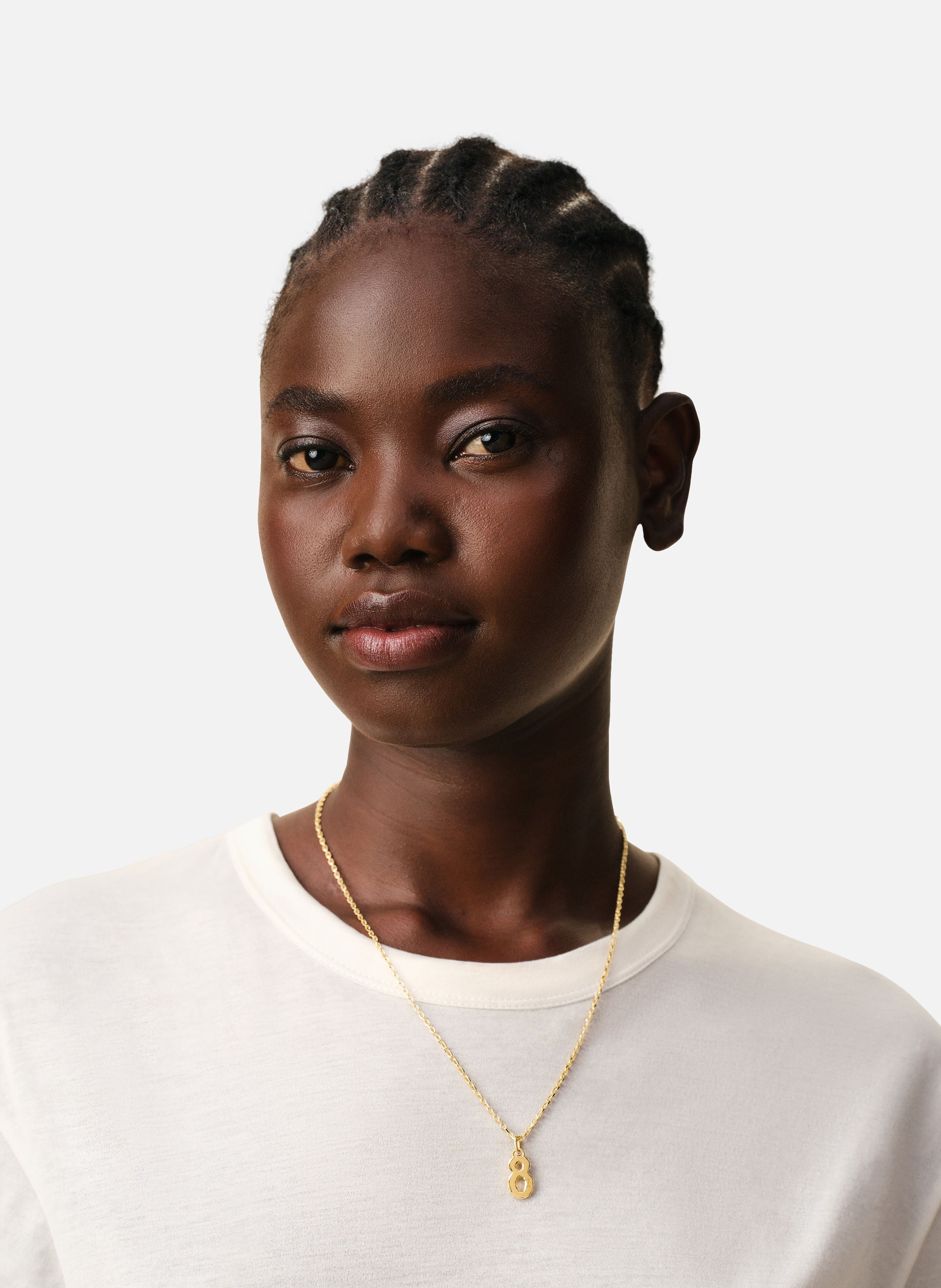 Collier martelé doré pendentif "8" unisexe en laiton AMI PARIS Jaune