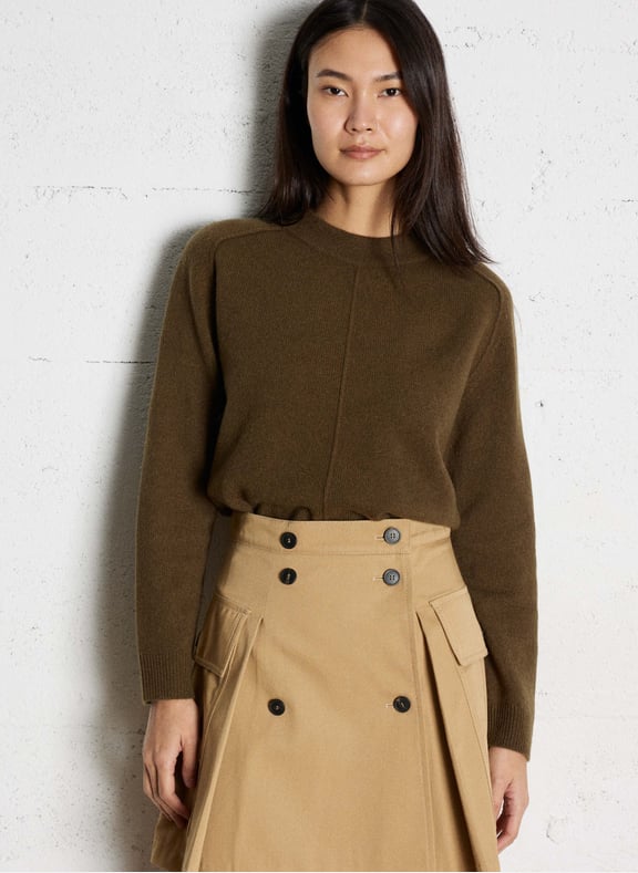 Pull droit col montant en laine clinton Kaki by MAISON 123 MAISON 123 Pull droit col montant en laine clinton Kaki