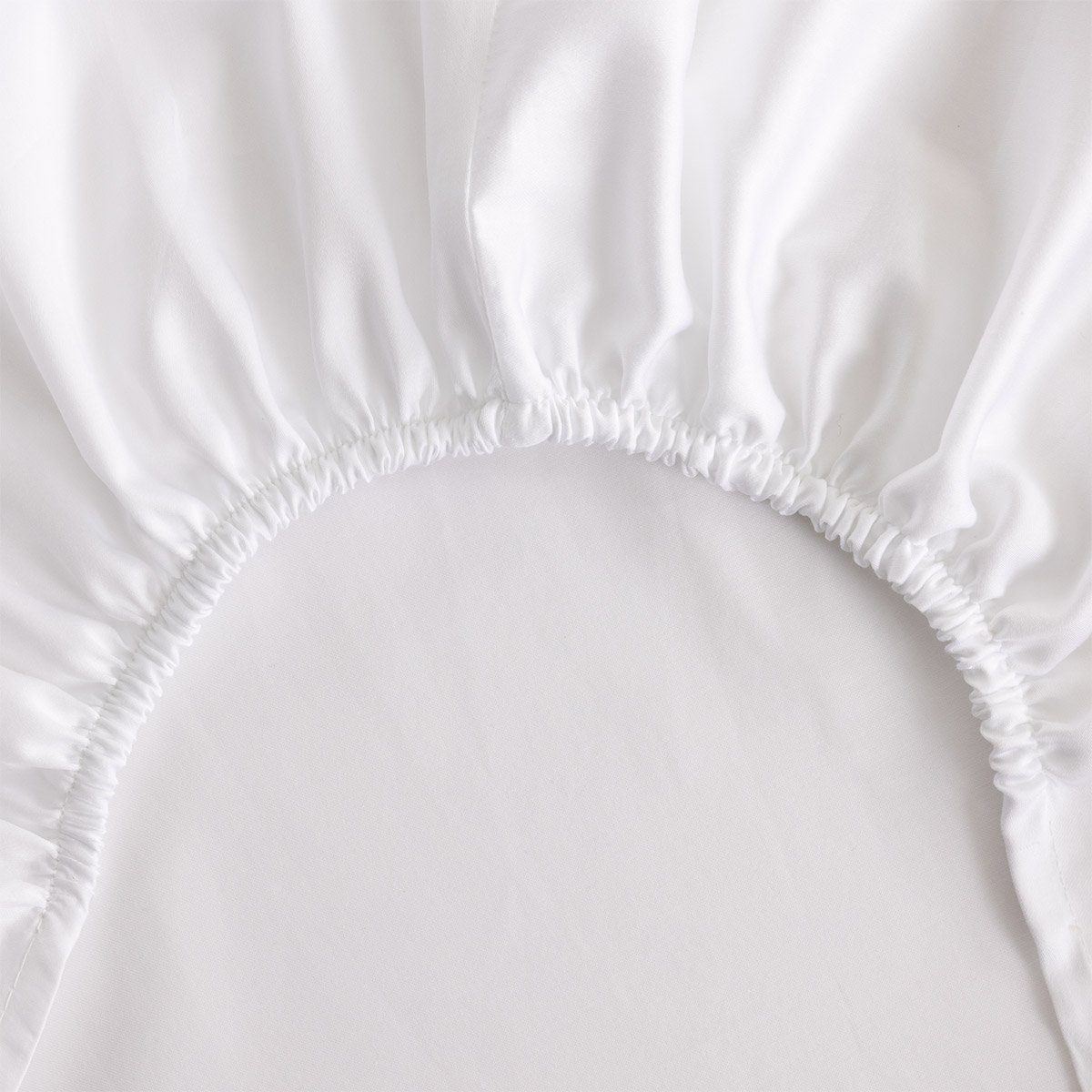 Drap housse en satin de coton, lattice BOSS HOME Blanc