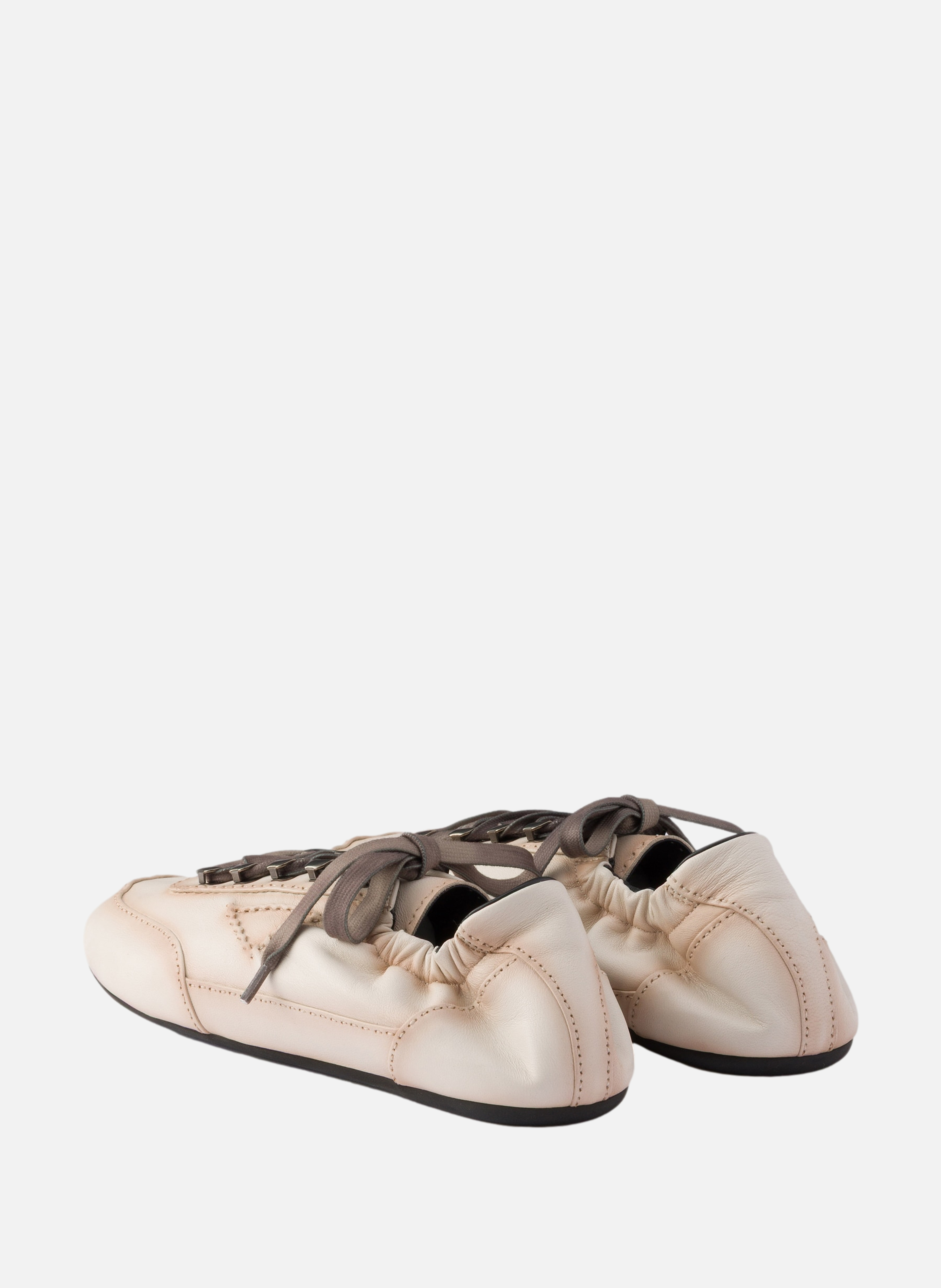 Baskets collapse en cuir nappa vieilli avec croche PRADA Beige