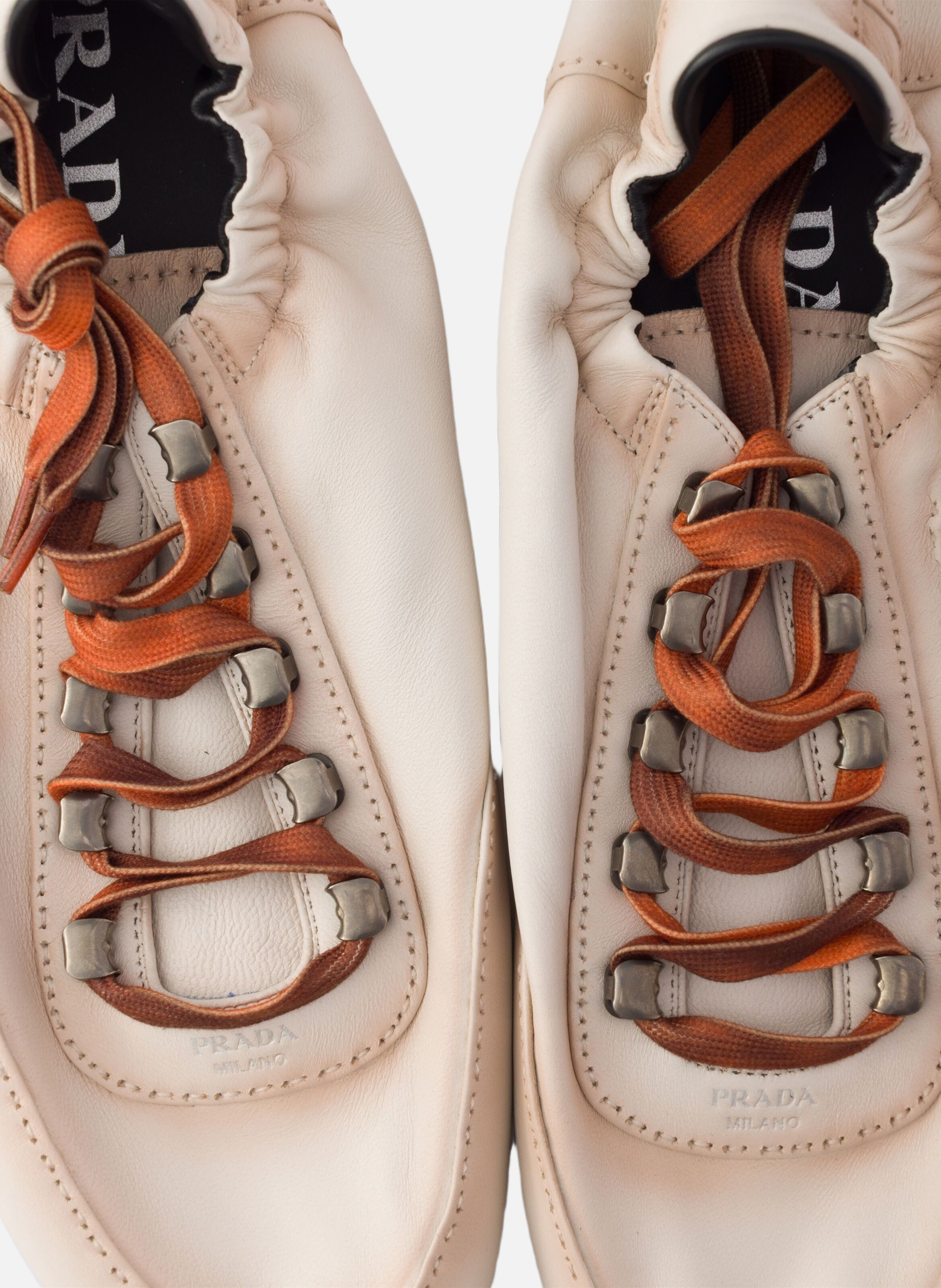 Baskets collapse en cuir nappa vieilli avec croche PRADA Beige