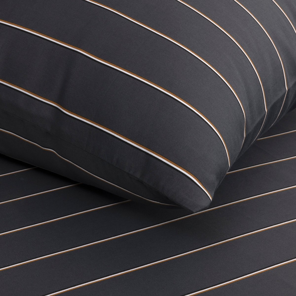 Taie d'oreiller en satin de coton, b ray BOSS HOME Noir