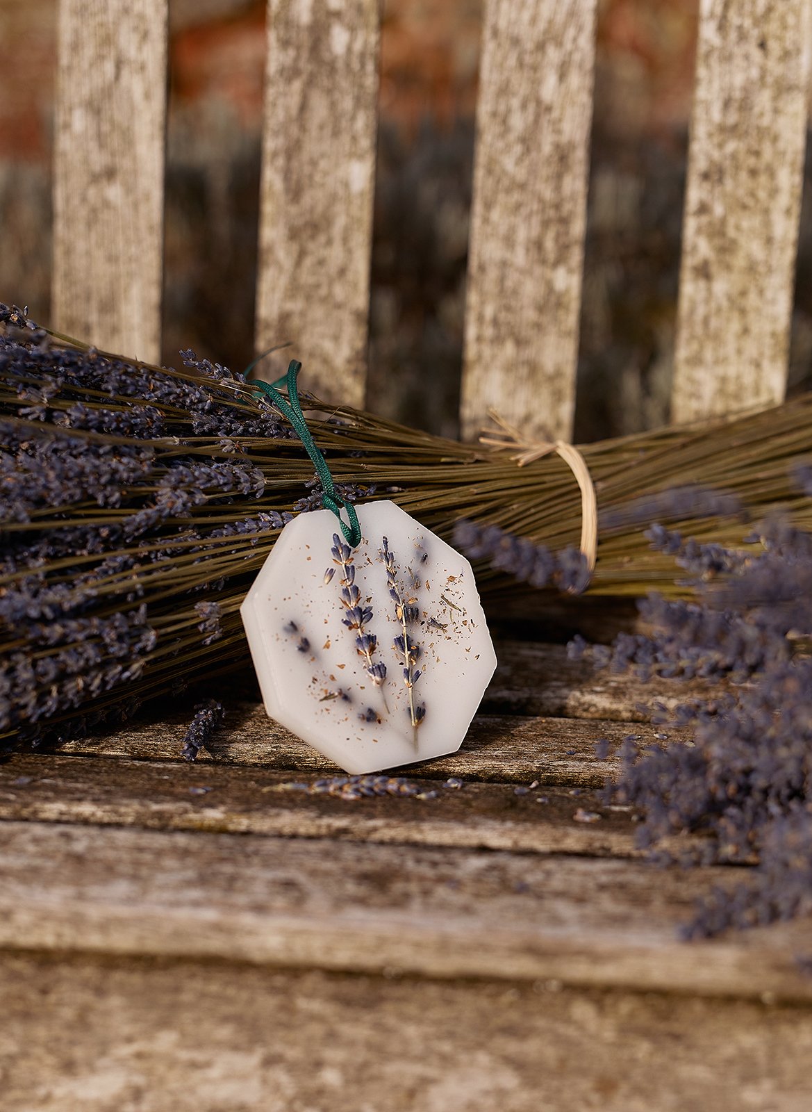 Lavender Botanical Palets - Lavandula Angustifolia - 2 x 55 g (2 oz) CARRIERE FRERES No color