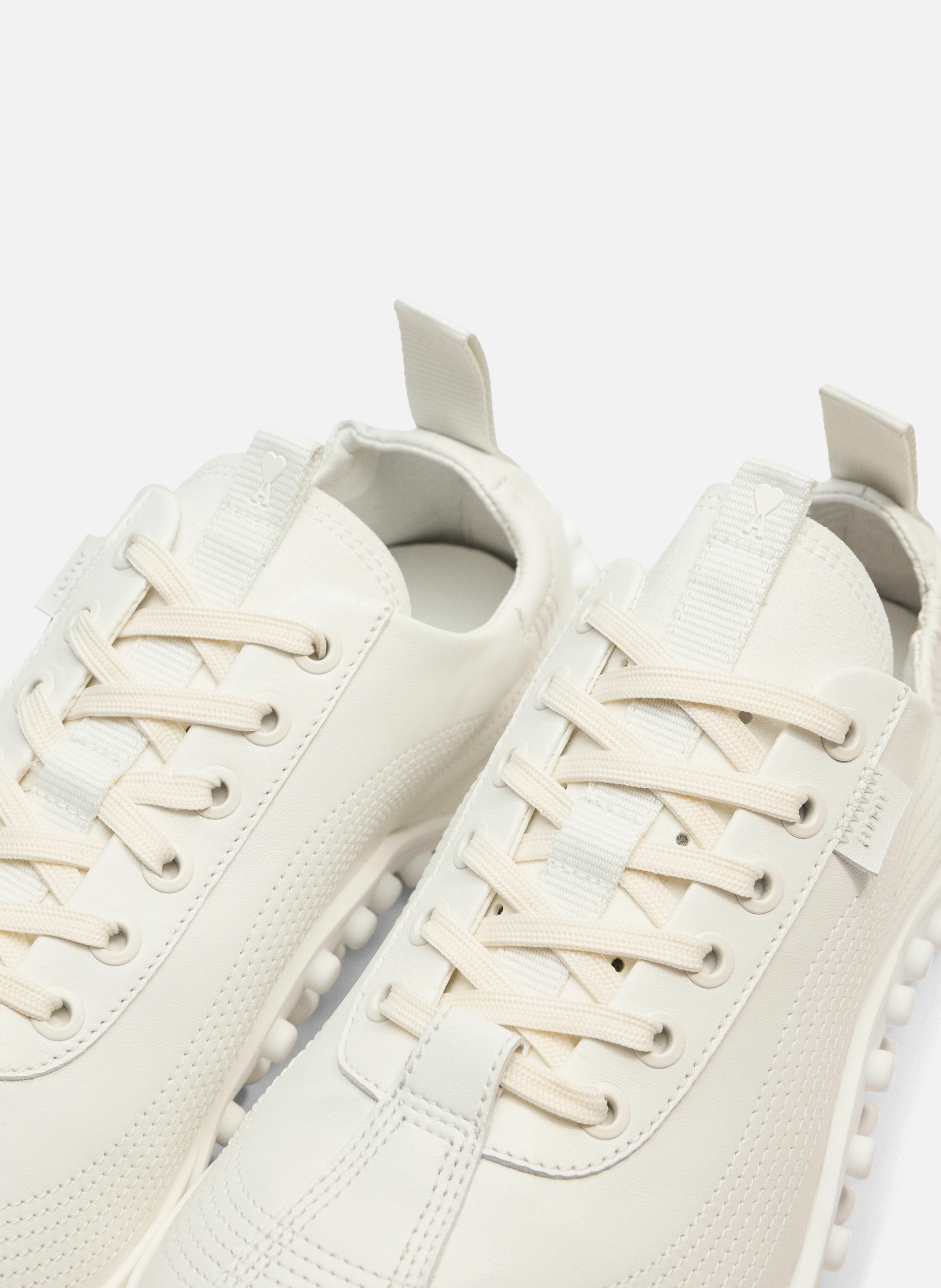 Sneakers mirage unisexes en cuir de veau AMI PARIS Blanc