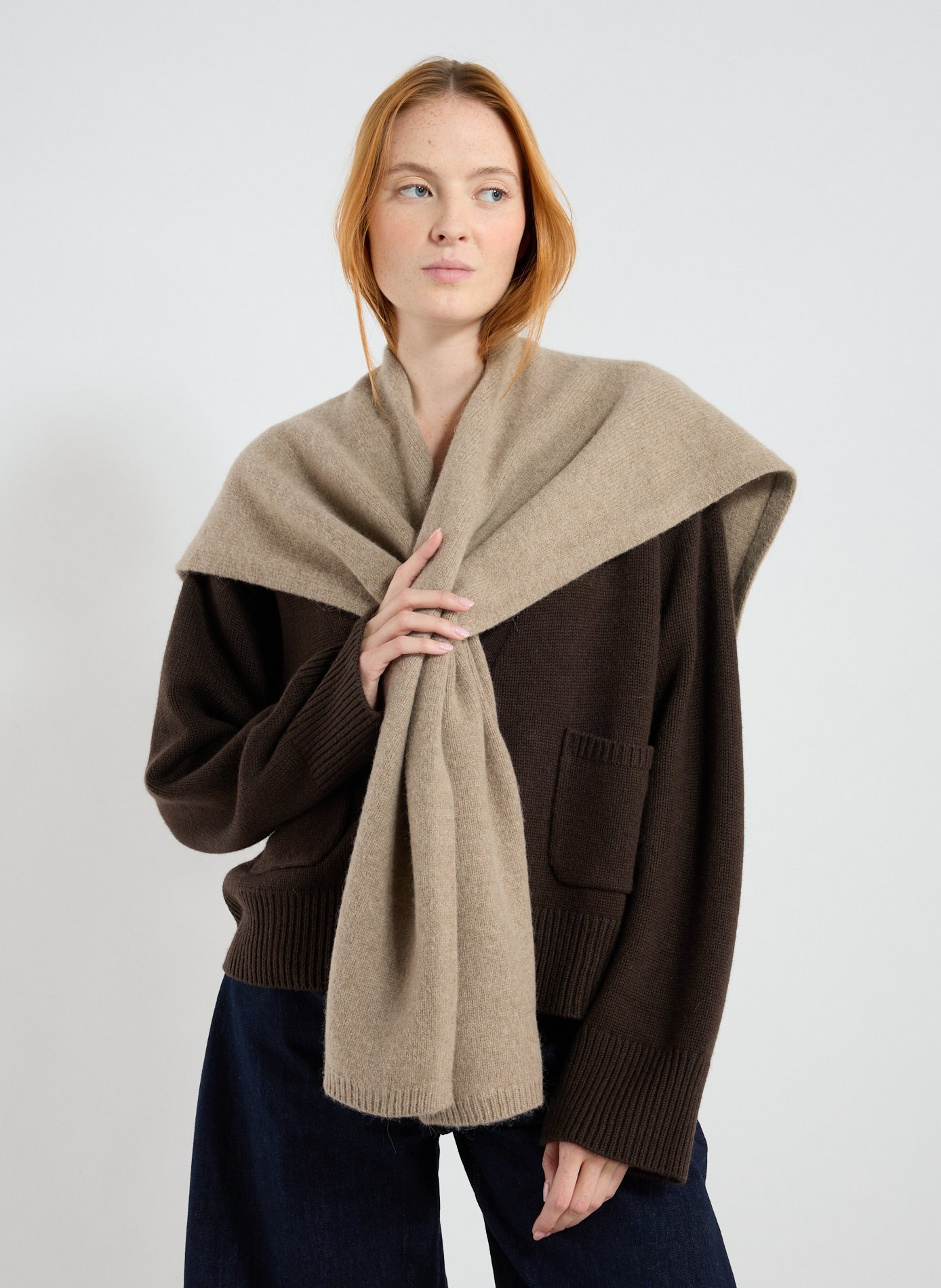 Echarpe fendue en laine et alpaga mélangés Beige