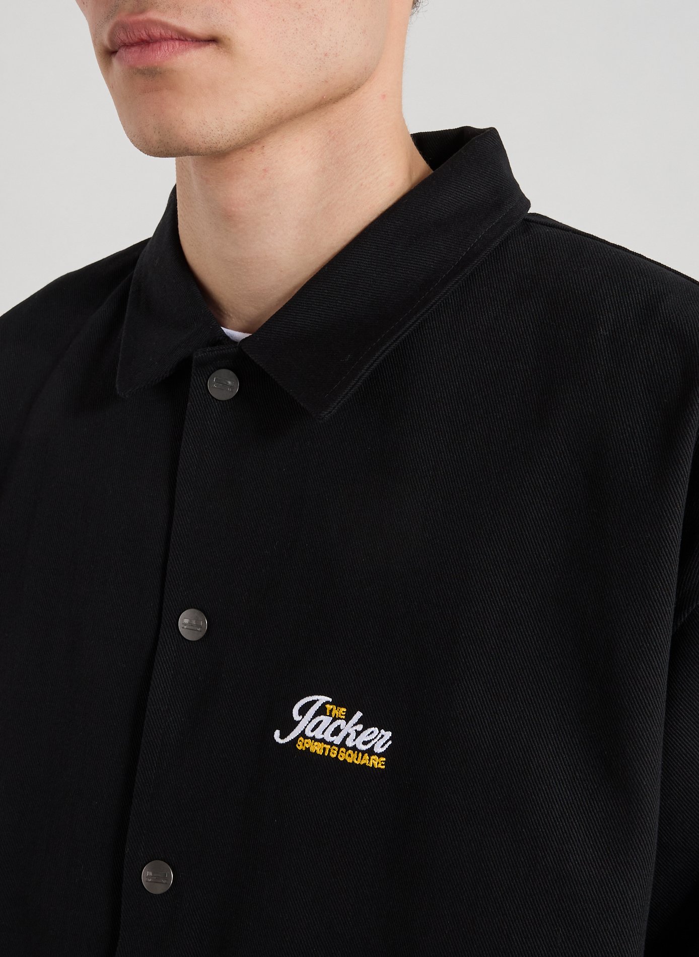 Veste ample brodée en coton mélangé JACKER. Noir