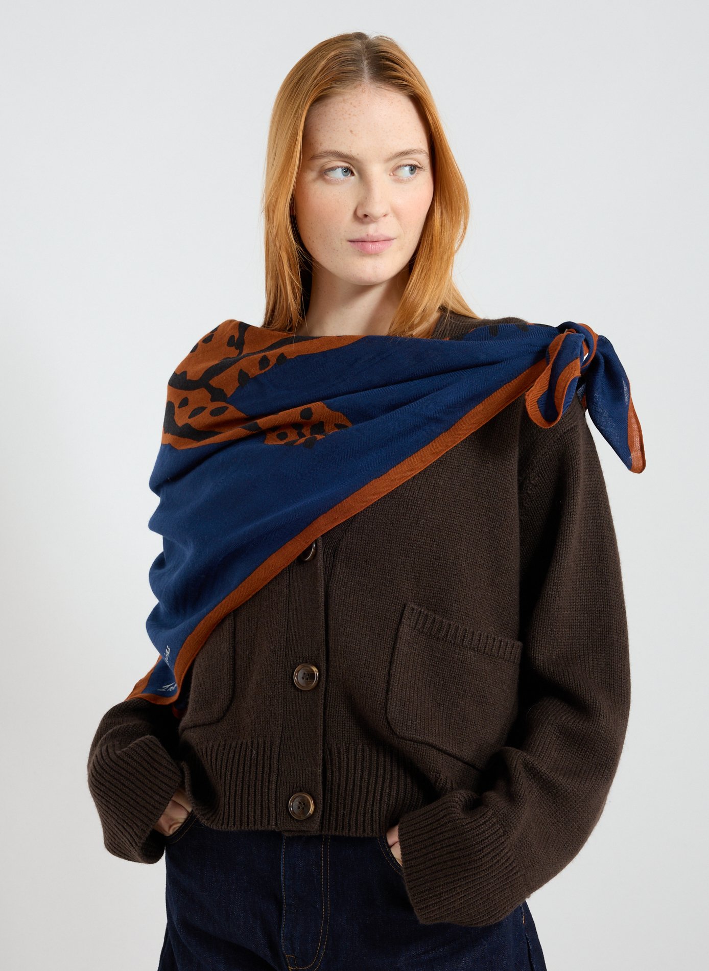 Foulard imprimé en laine INOUITOOSH Multicolore