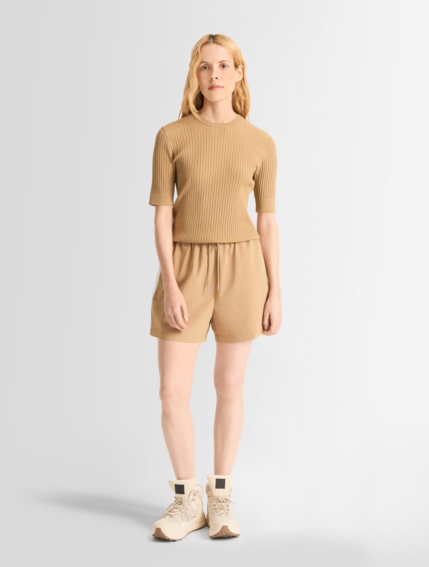 T-shirt manches courtes jadou col rond coupe ajustée FUSALP Beige