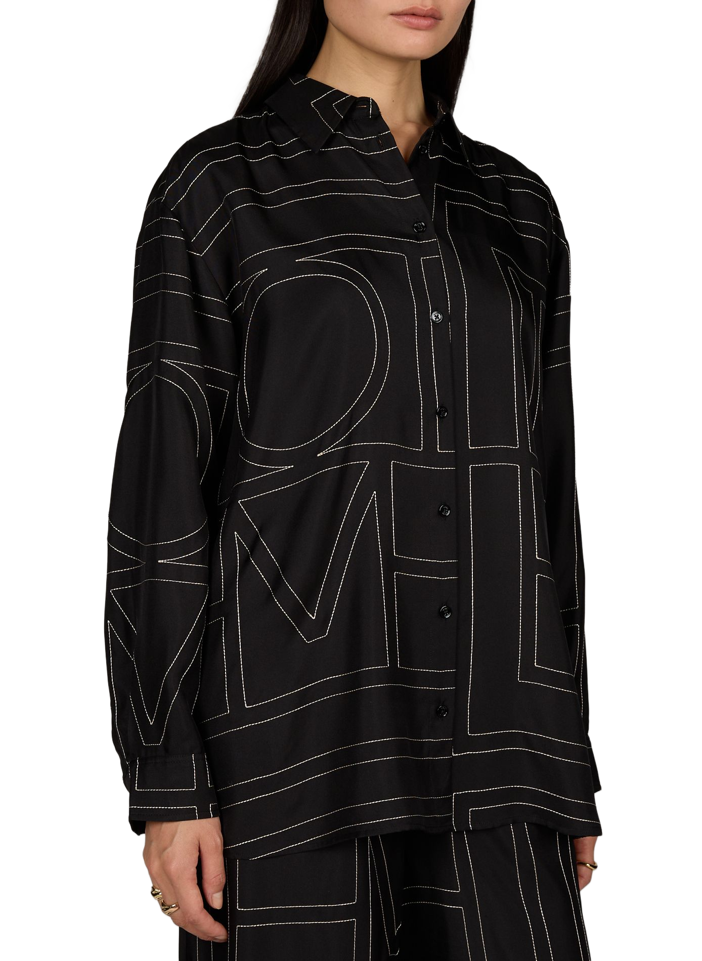 Chemise à lettrage brodé en soie TOTEME Noir