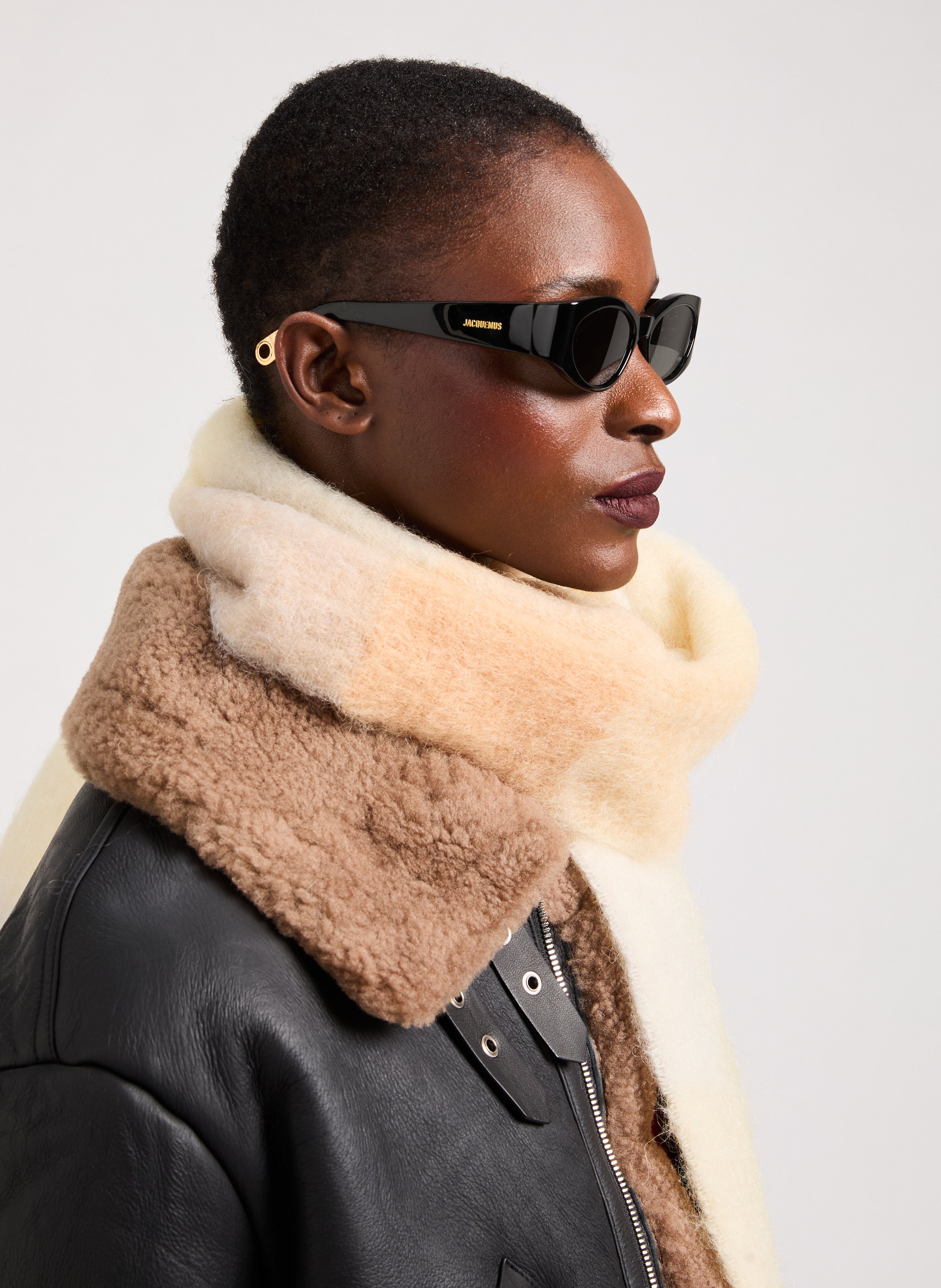 The Ovalo Sunglasses JACQUEMUS Black