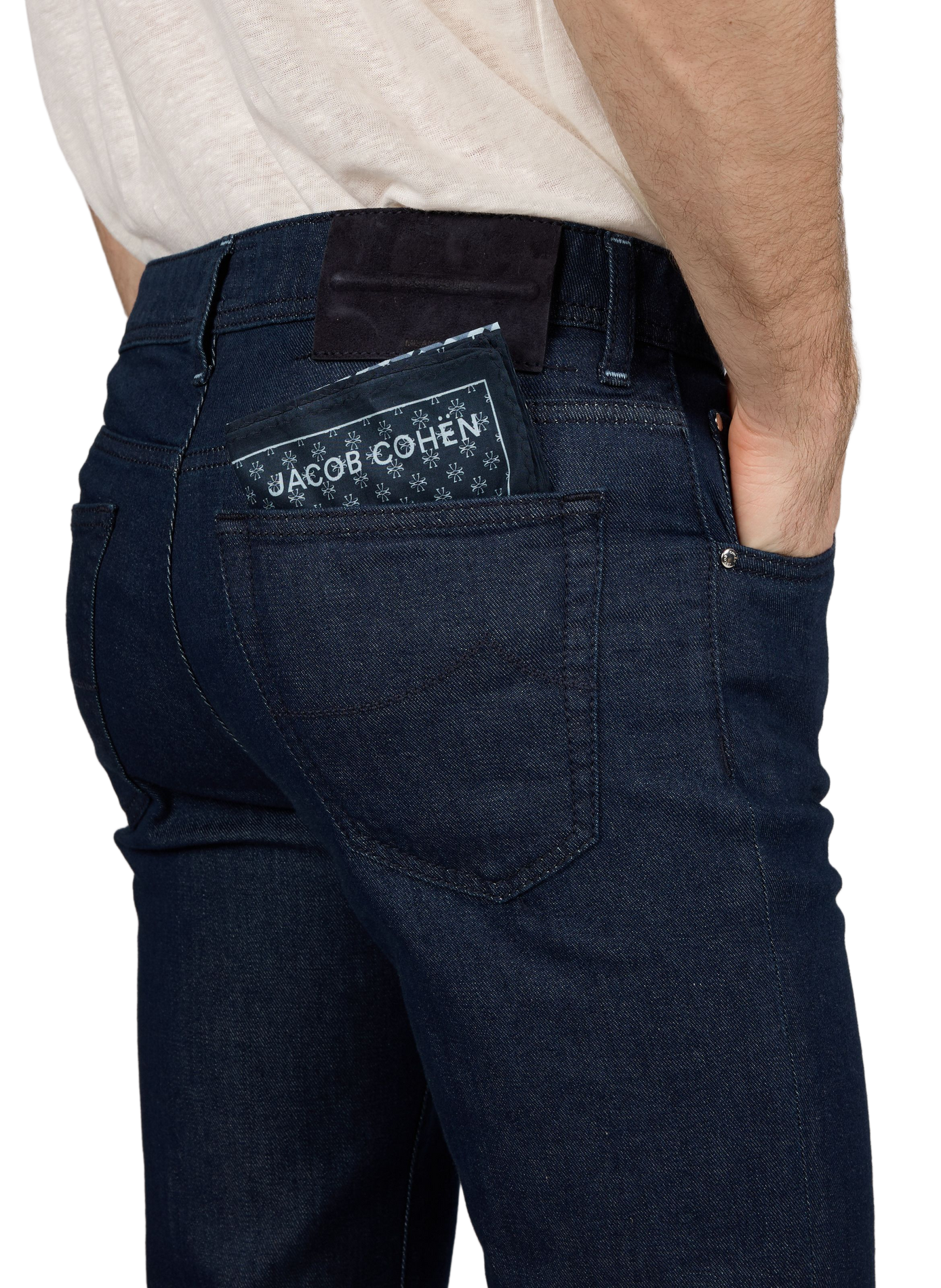 Jean droit en denim de coton mélangé JACOB COHEN Bleu