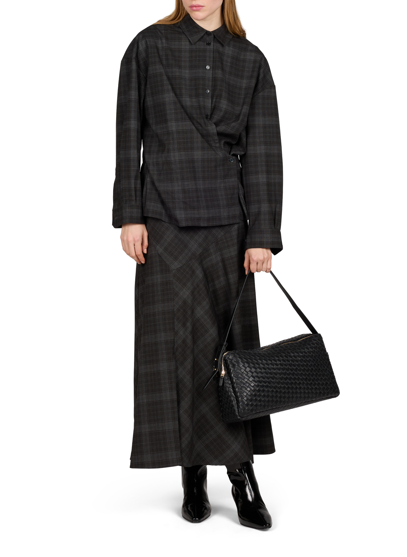 Large Woven Pouch Bag in Woven Lambskin Leather ELLEME Black