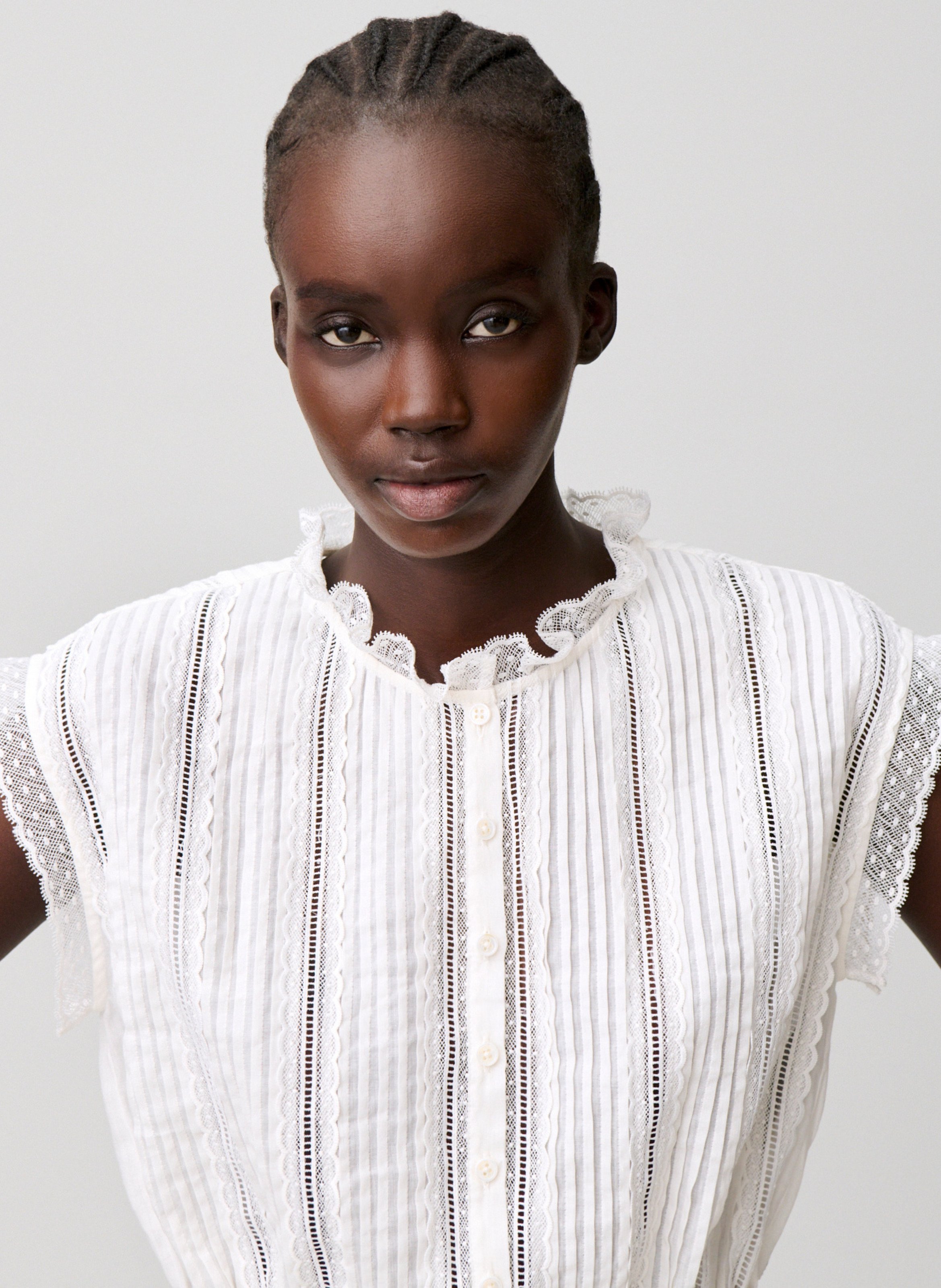 Top court boutonné en dentelle CLAUDIE PIERLOT Beige