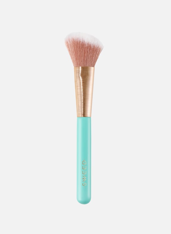 Angled Blush Brush by SWEED SWEED Angled Blush Brush