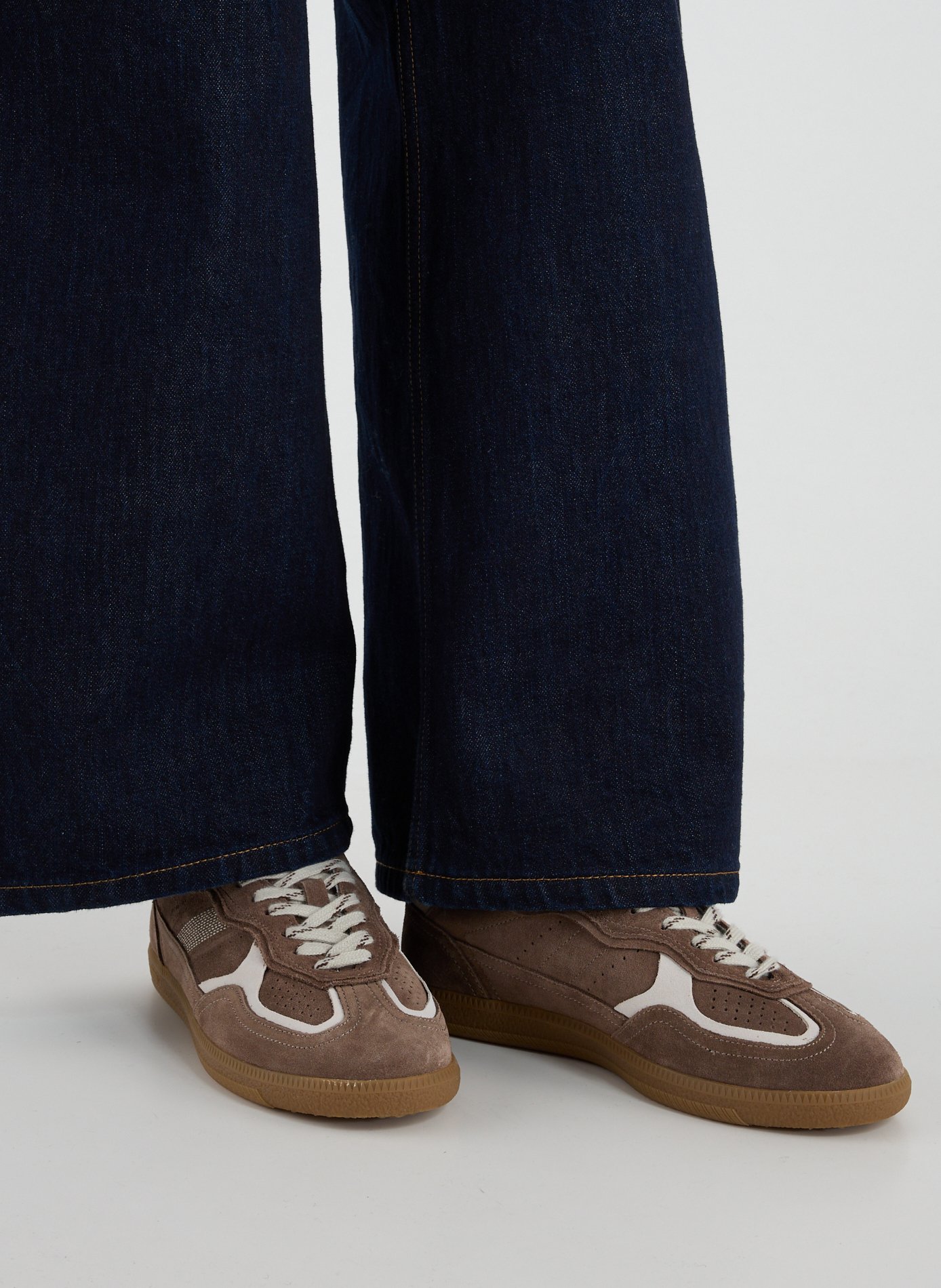 Low-top sneakers Tb.490 in cow leather ALOHAS Brown