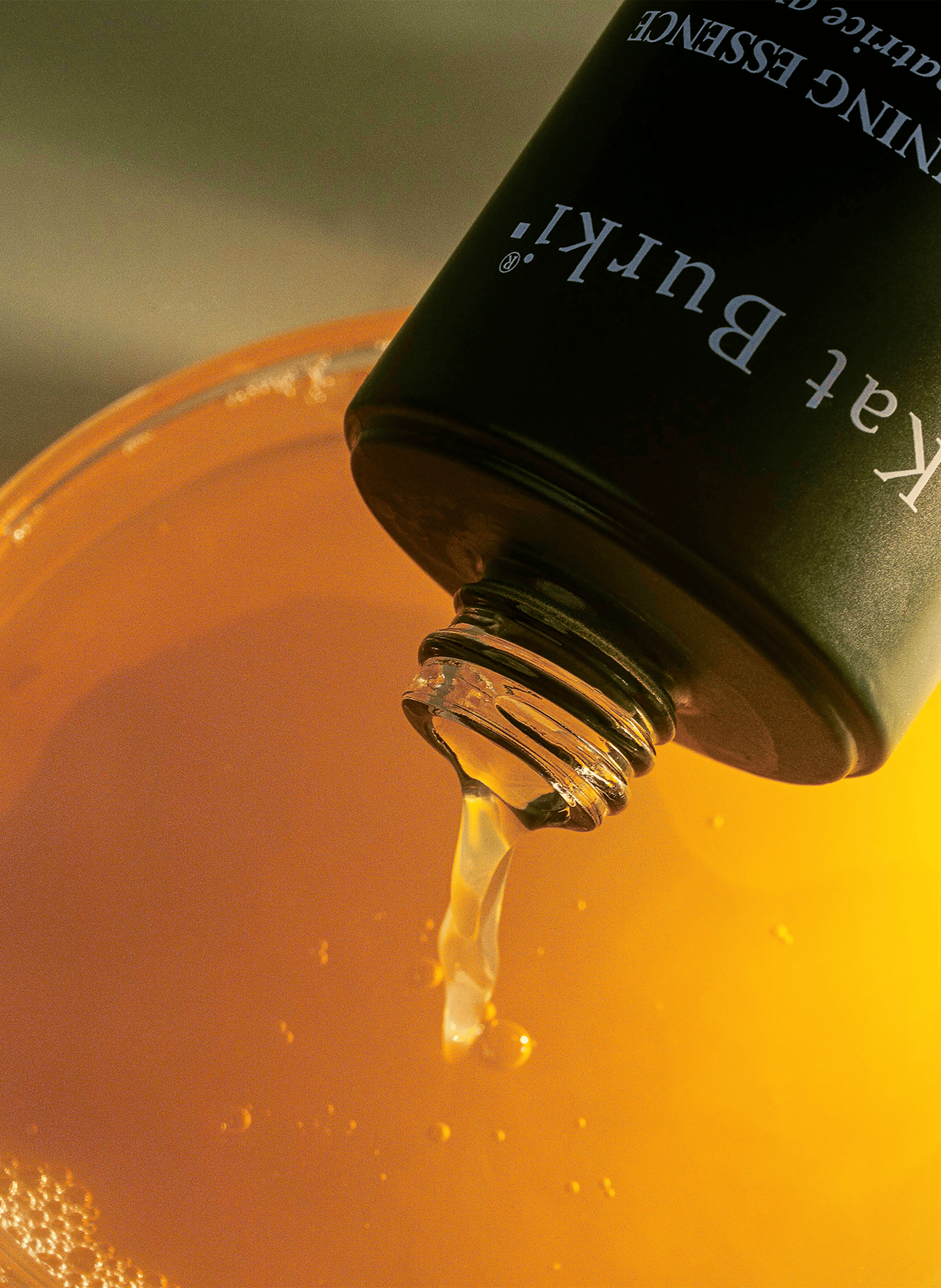 Goji Refining Essence KAT BURKI No color