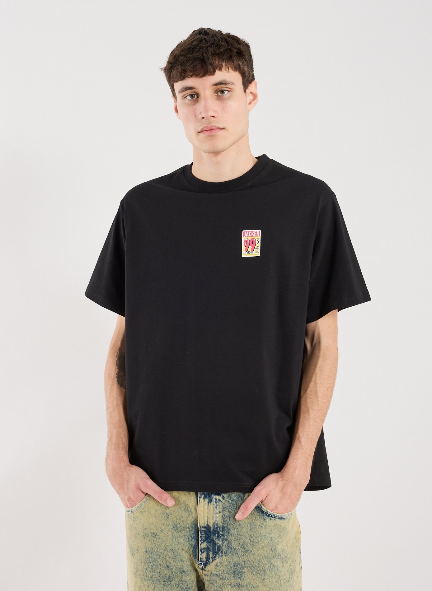 T-Shirt droit imprimé en coton JACKER. Noir