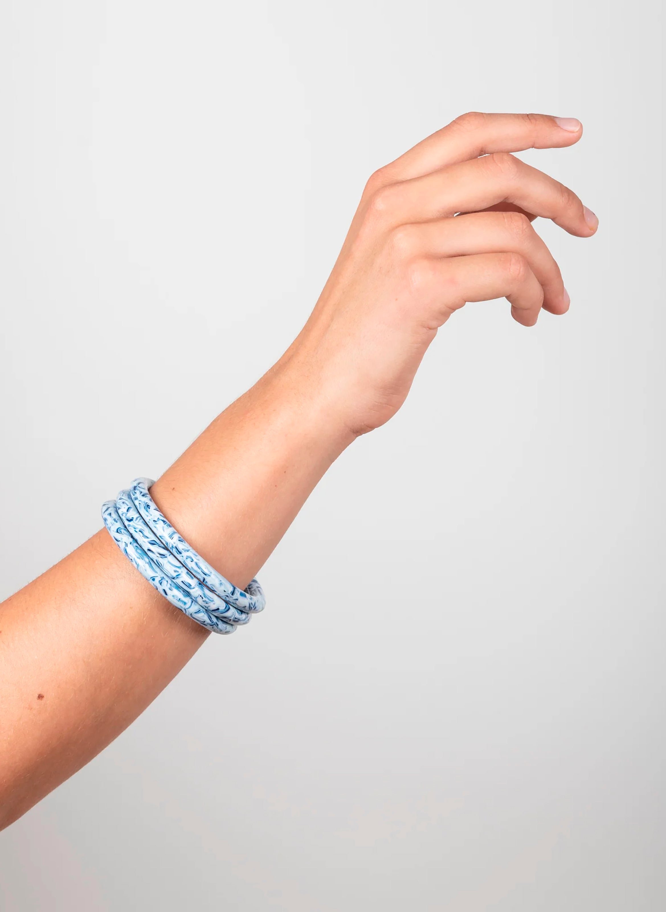 Jonc en acétate de cellulose l/xl KURAGE GINZA Bleu