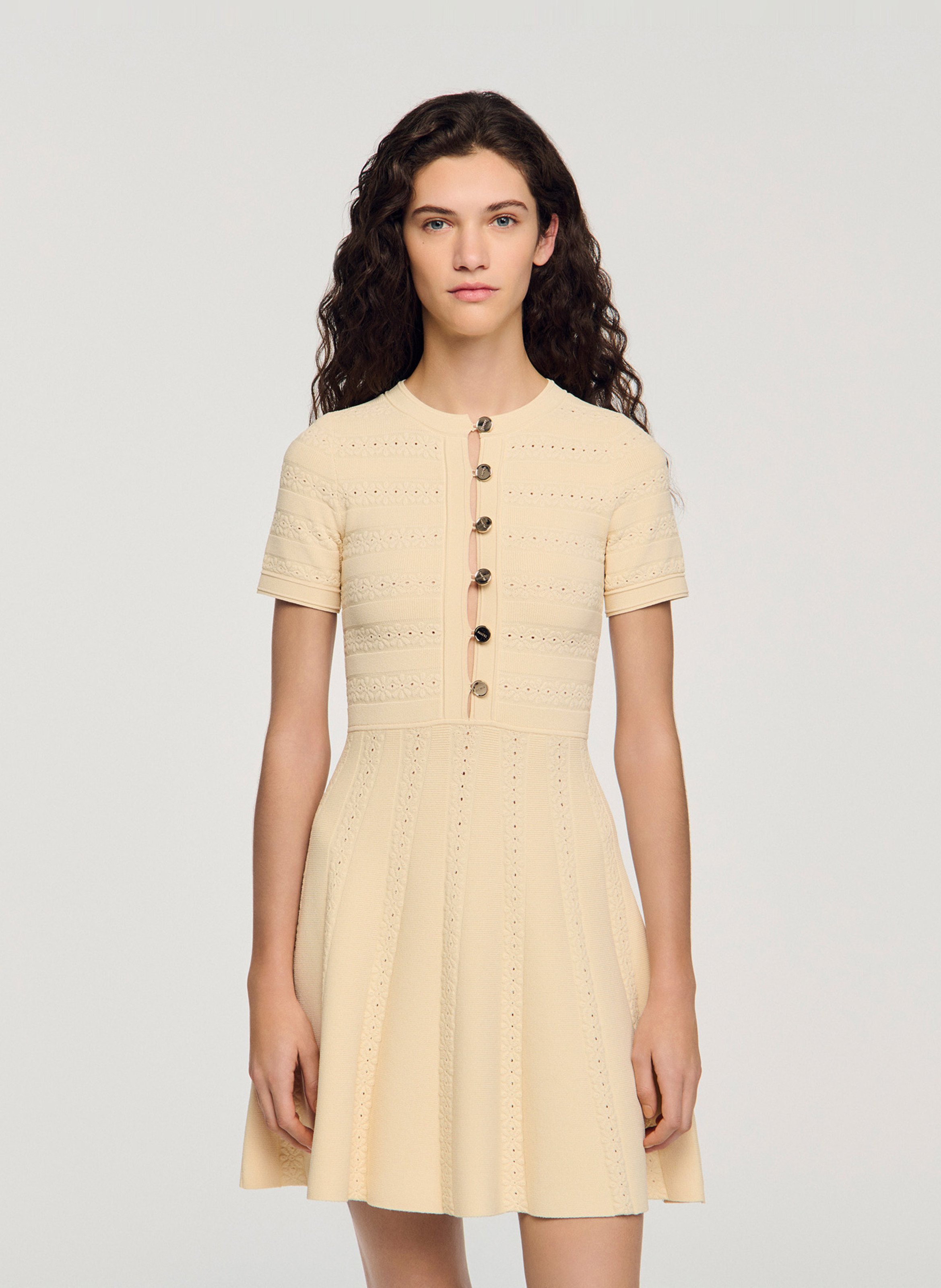Robe courte évasée en maille SANDRO Beige