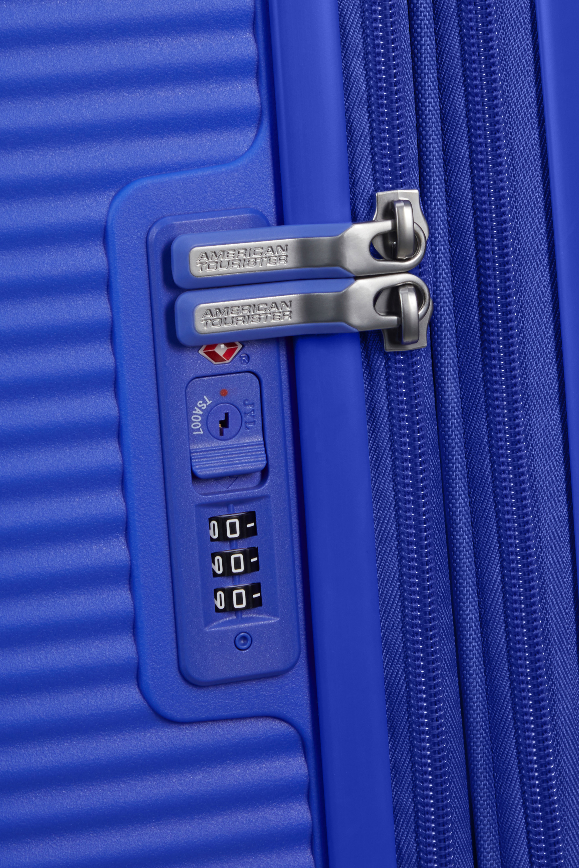 Soundbox valise 4 roues taille s AMERICAN TOURISTER Bleu