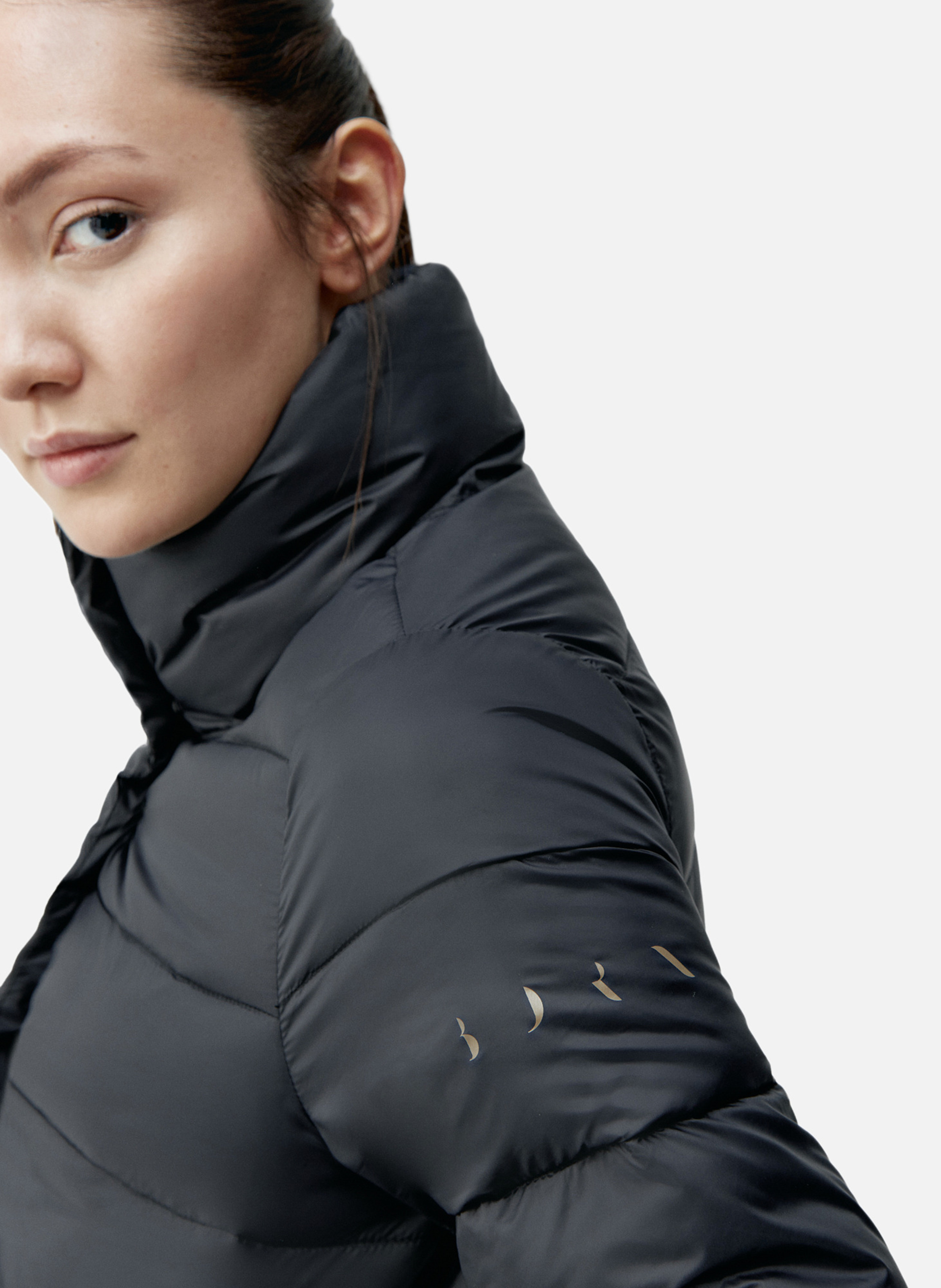 Veste de sport zippée performance athleisure vegan hack BORN LIVING YOGA Noir