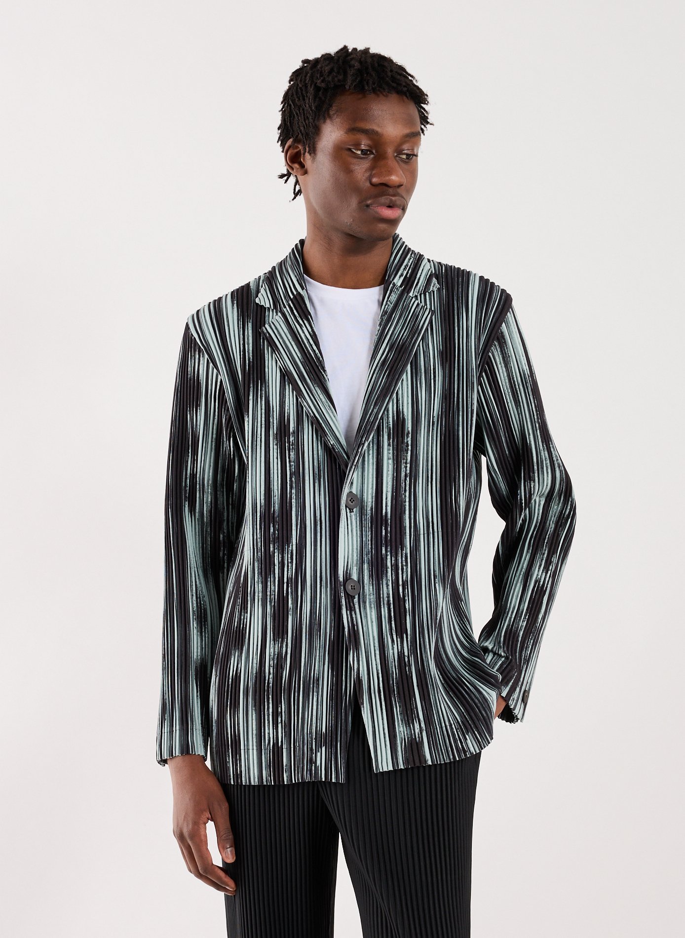 Striped Blazer HOMME PLISSE ISSEY MIYAKE Black
