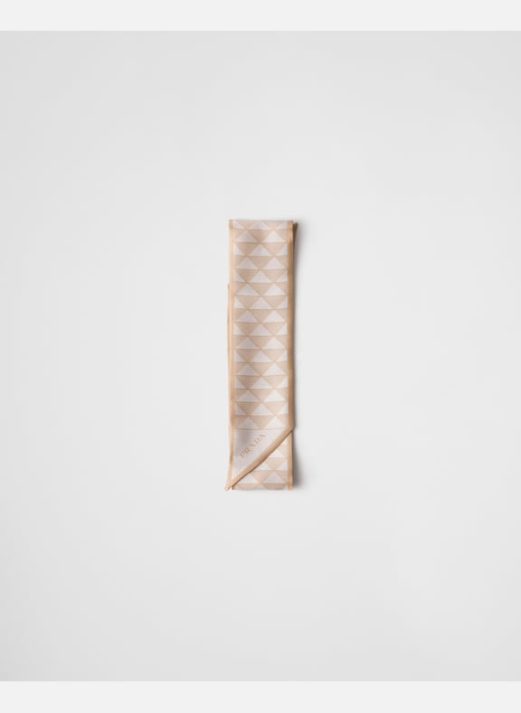 Foulard fin en soie imprimée Marron by PRADA PRADA Foulard fin en soie imprimée Marron