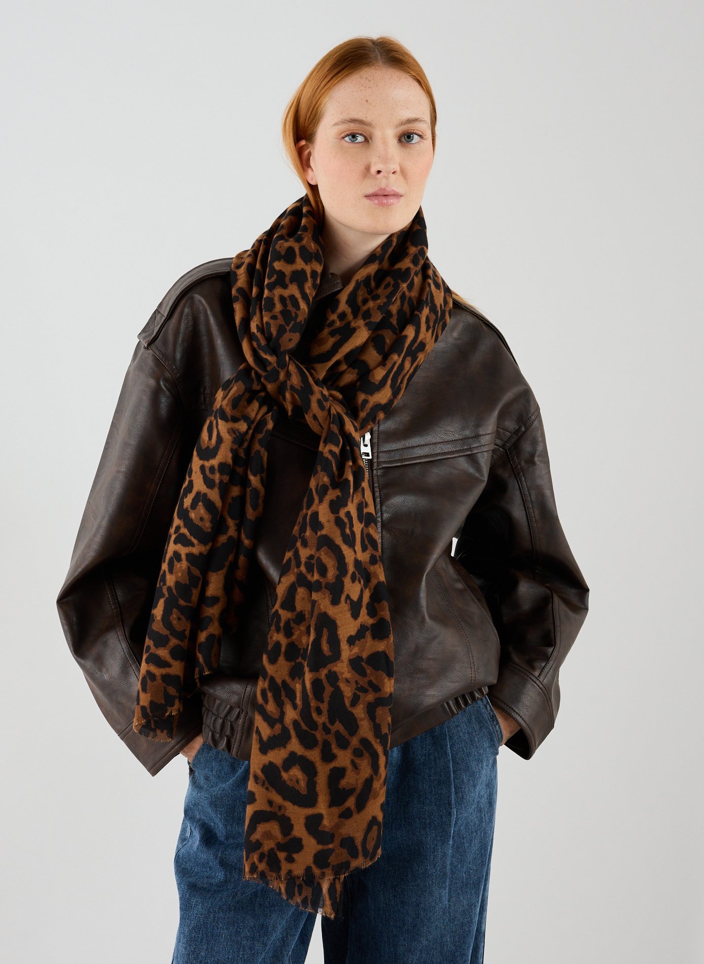 Etole imprimée léopard AU PRINTEMPS PARIS Marron