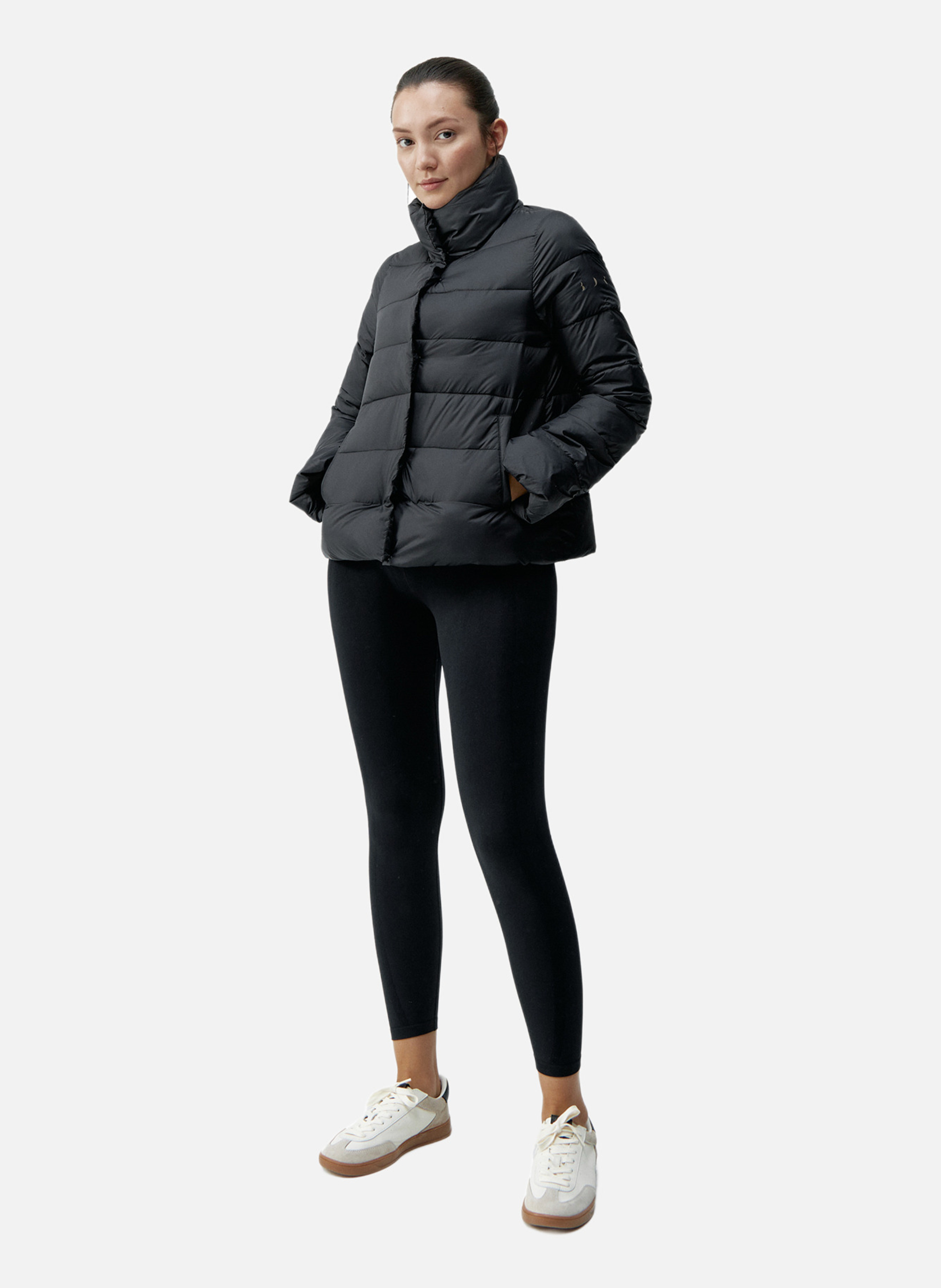 Veste de sport zippée performance athleisure vegan hack BORN LIVING YOGA Noir
