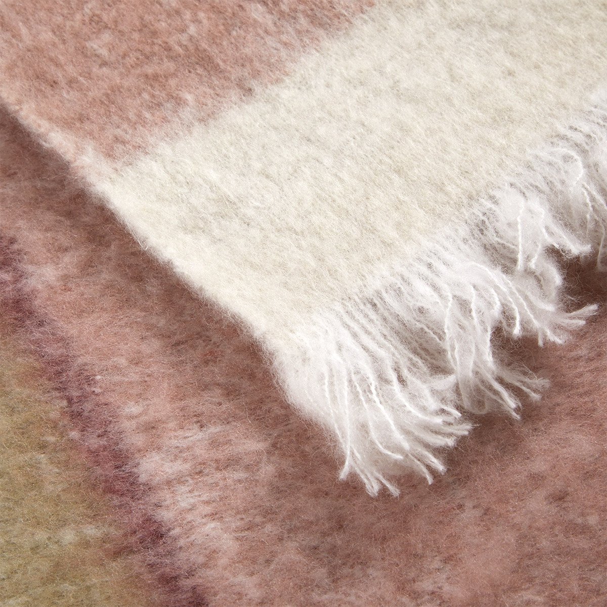 Couvre lit en mohair, baikal DESFORGES Violet