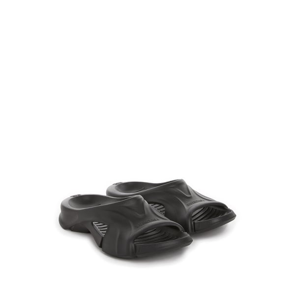 Claquettes moulées en caoutchouc