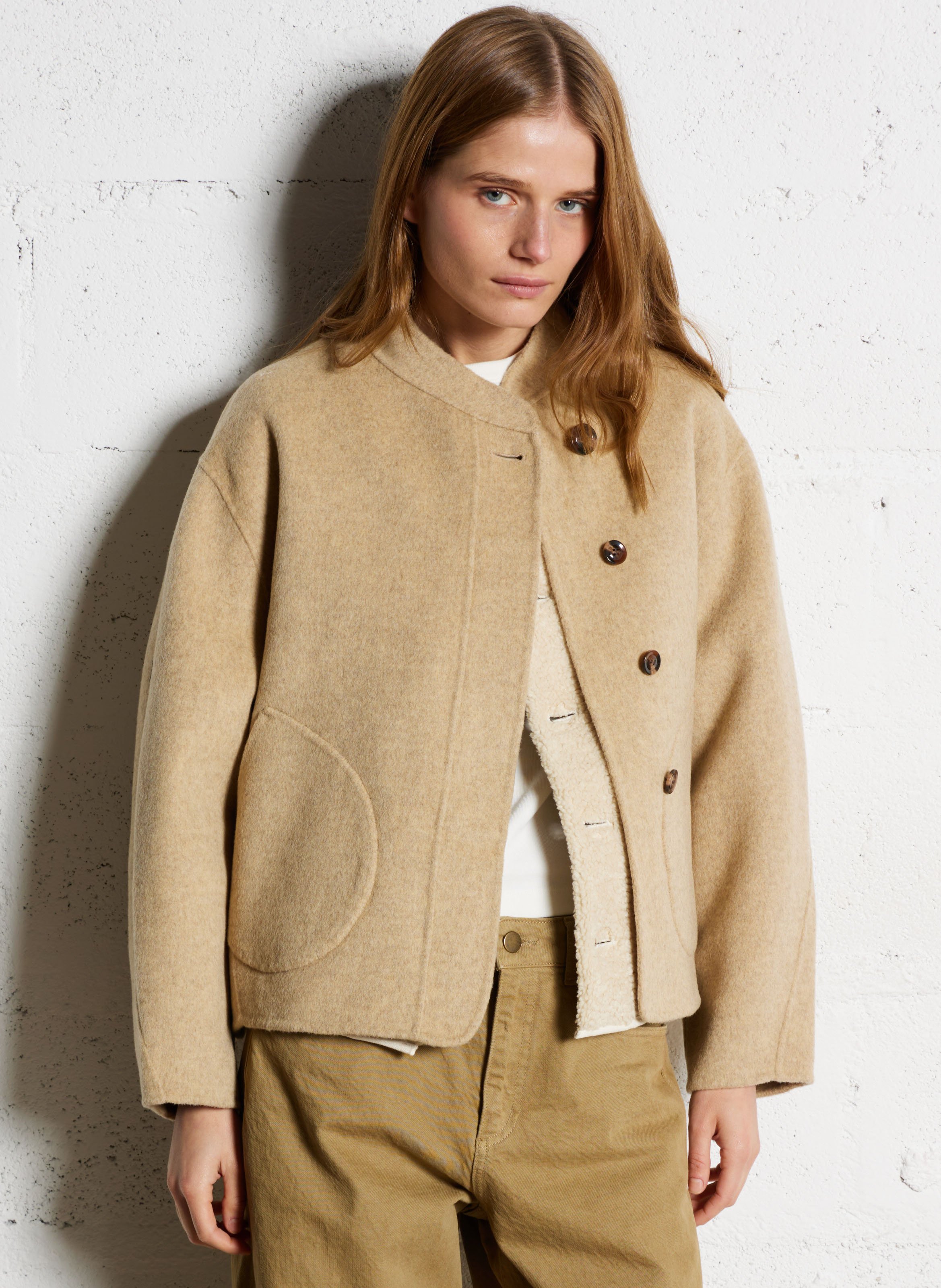 Manteau col rond en laine mélangée windsor SOEUR Beige