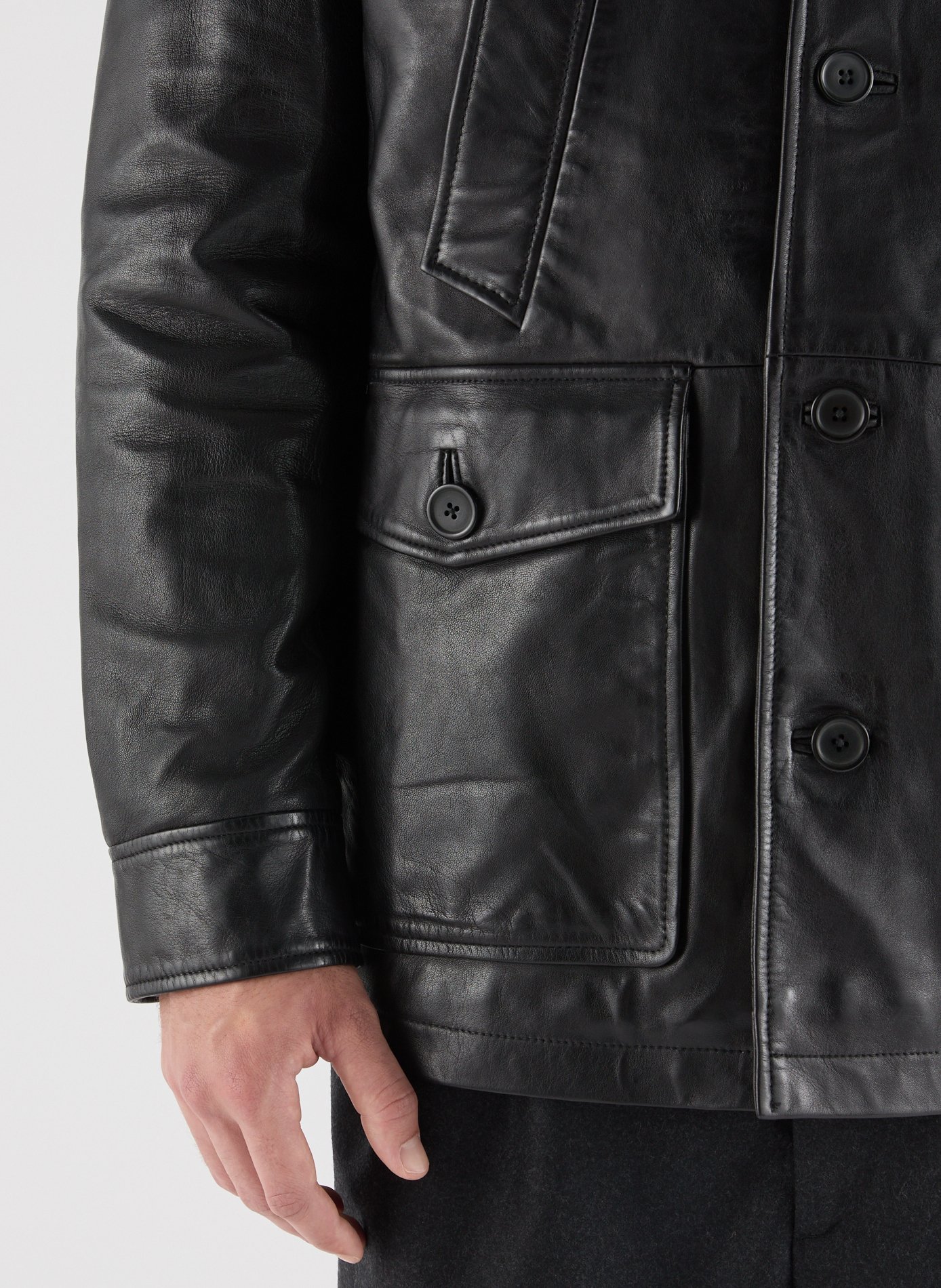 Classic leather Gean jacket with a regular collar SAISON 1865 Black